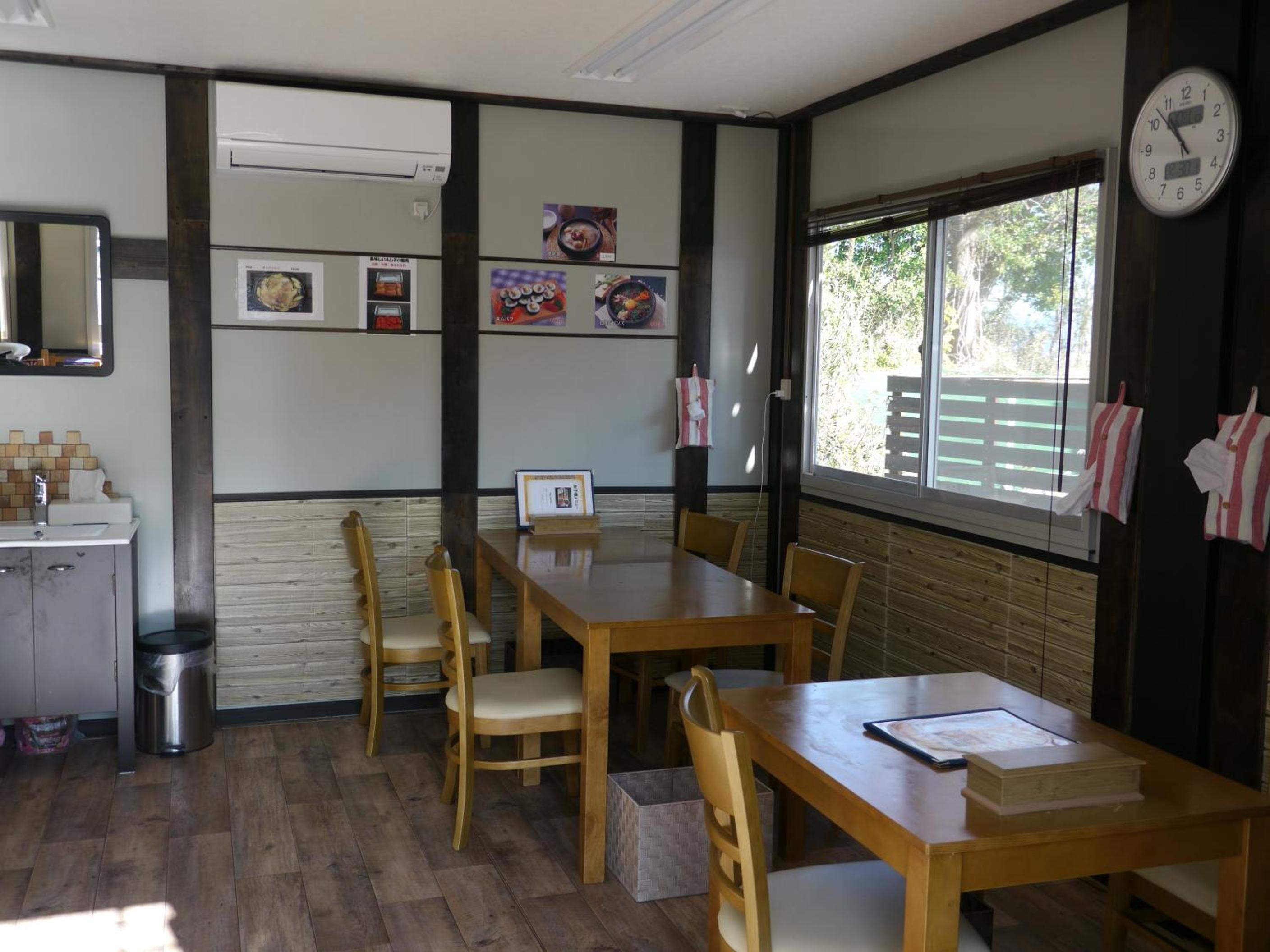 Photo 11