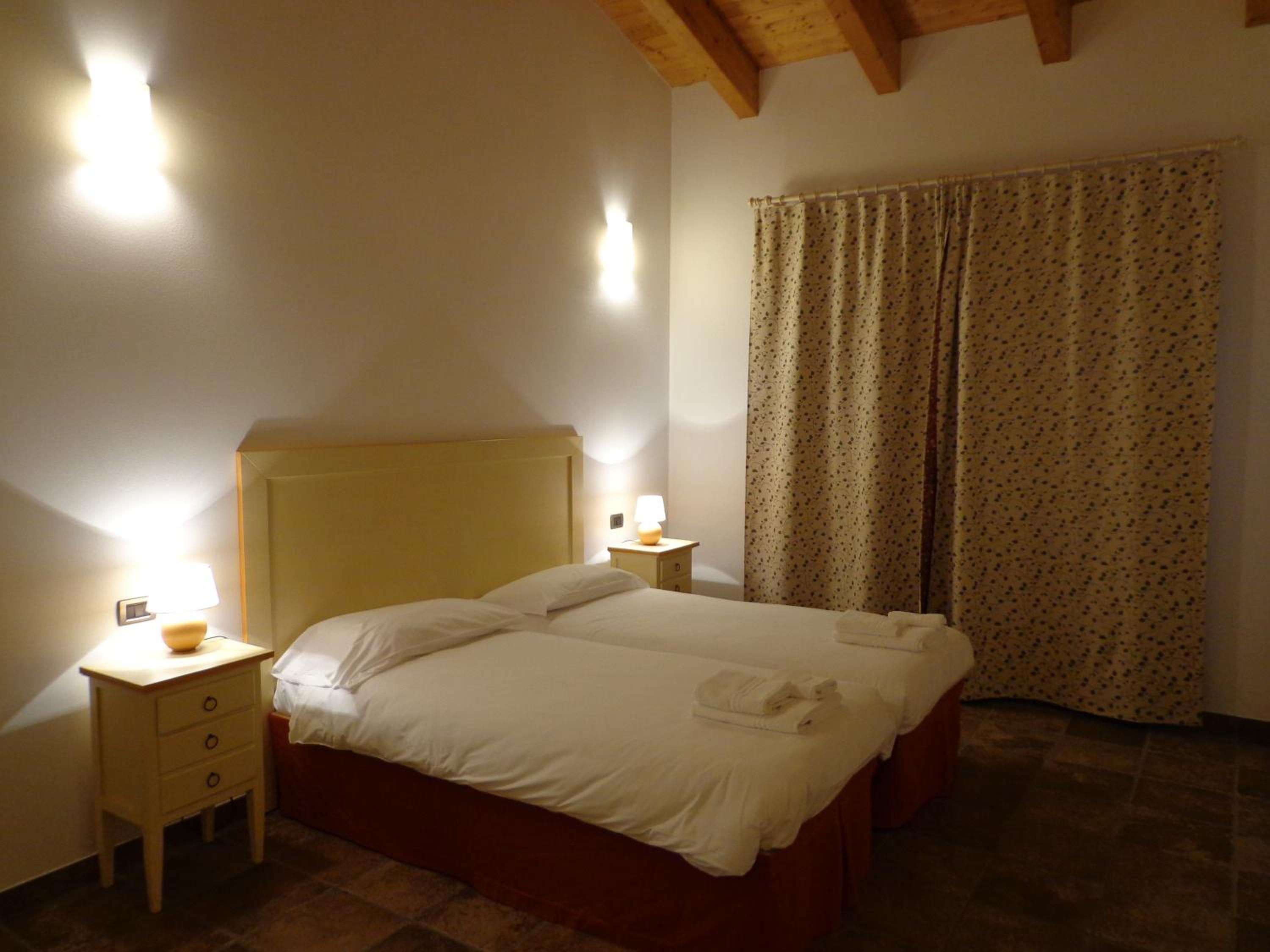 Photo 38
