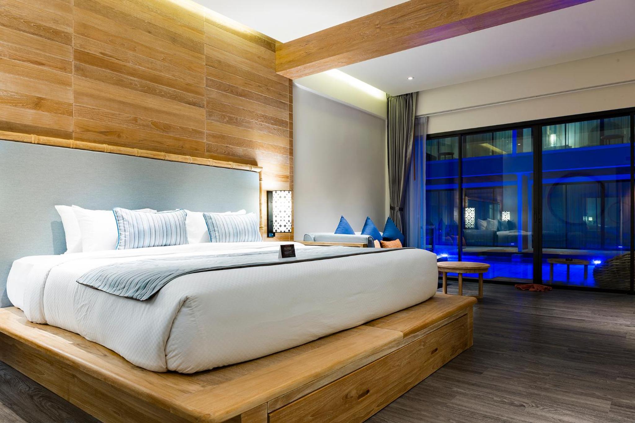 AKIRA Lipe Resort