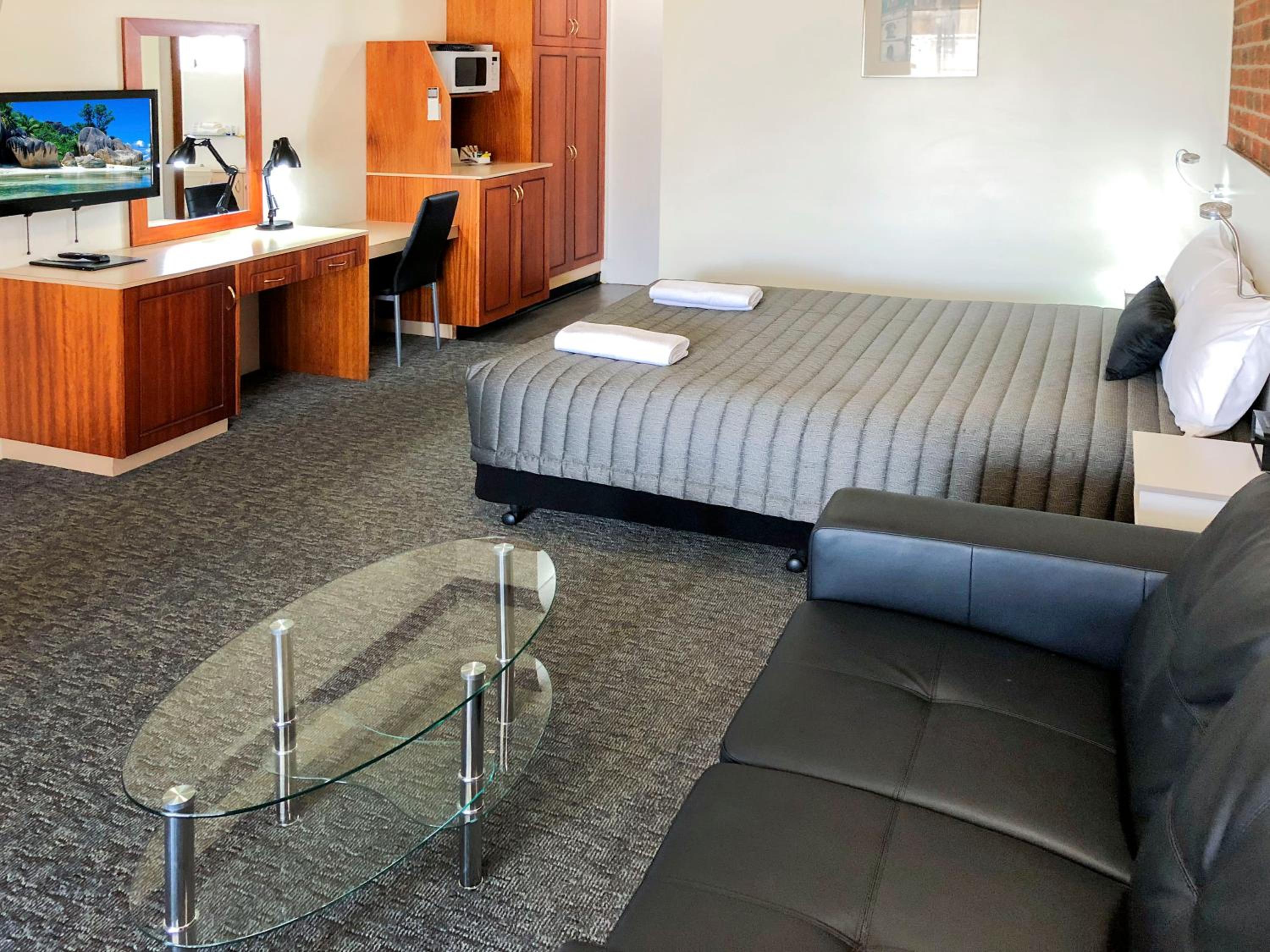 Leeton Heritage Motor Inn