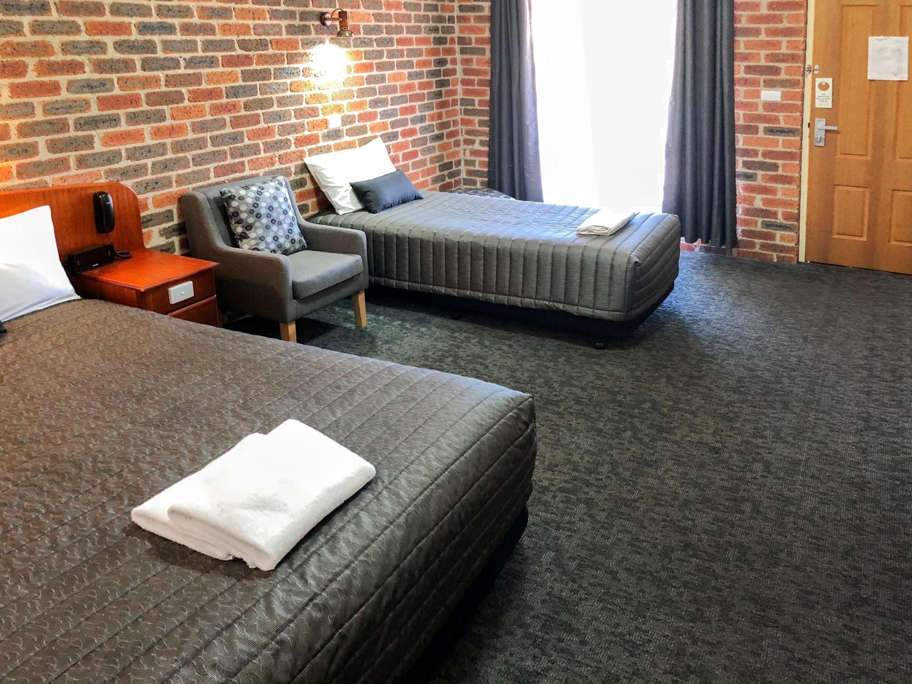Leeton Heritage Motor Inn