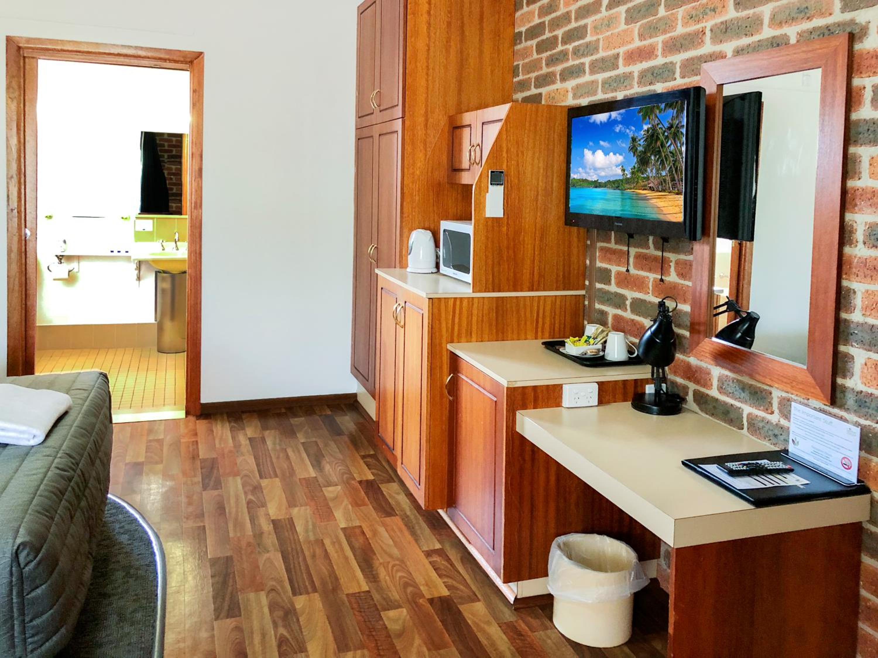 Leeton Heritage Motor Inn