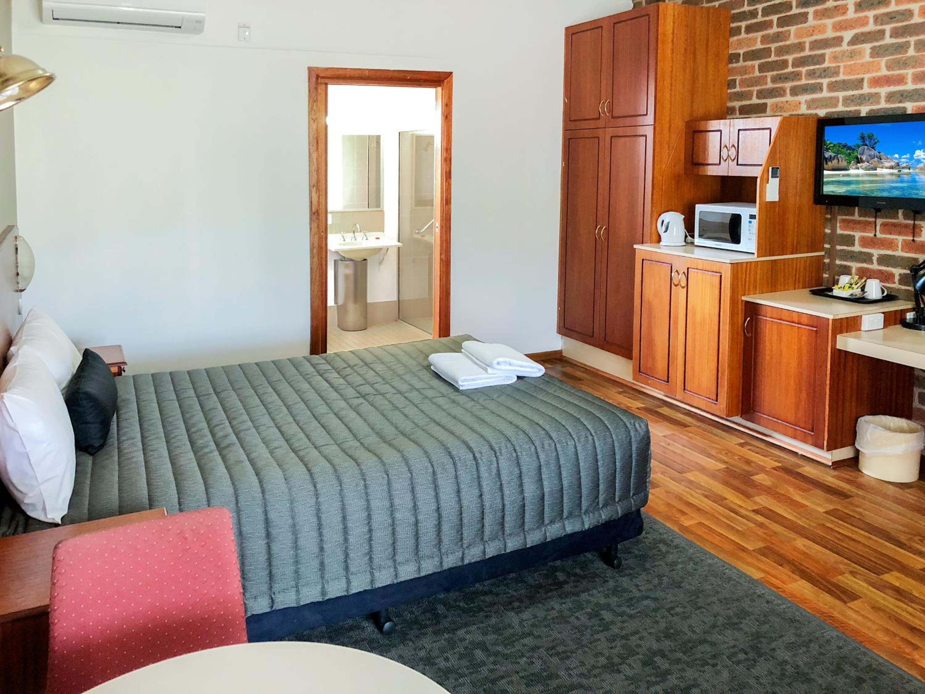 Leeton Heritage Motor Inn