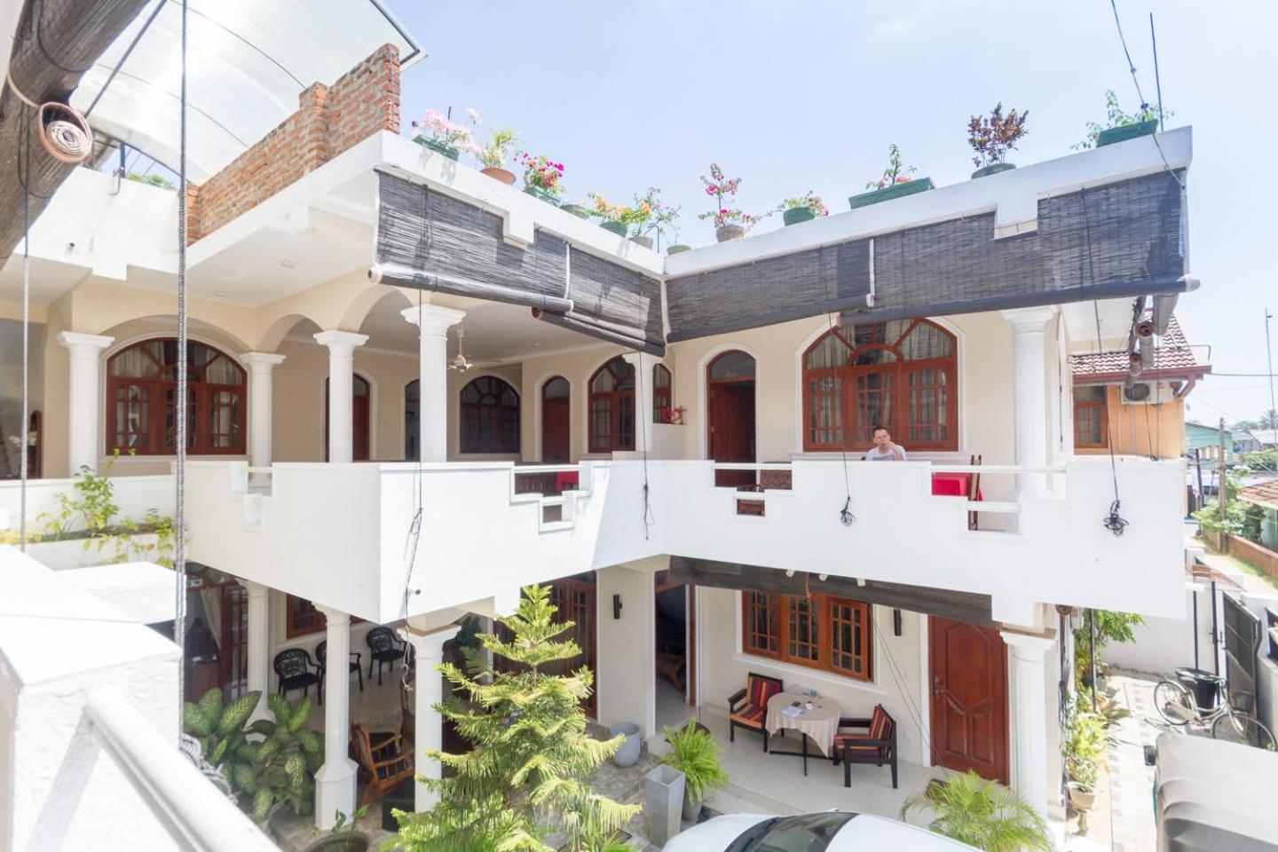Angel Inn Guest House