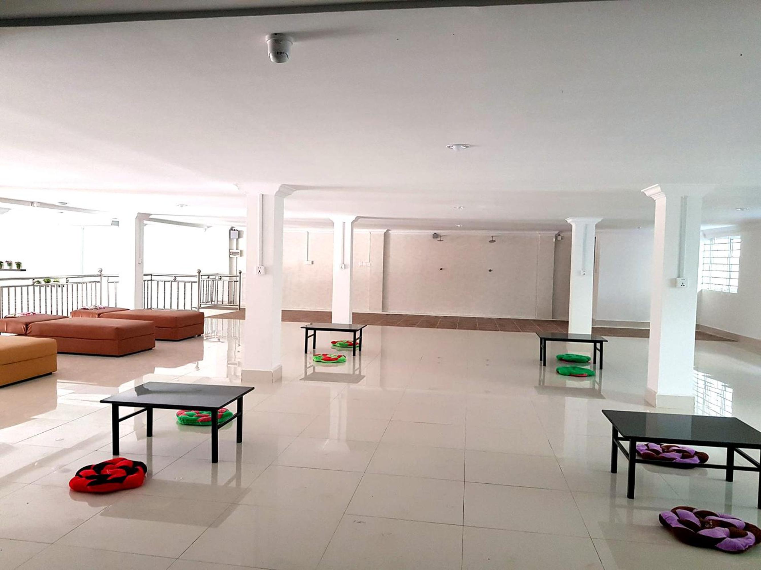 Lucky Hostel