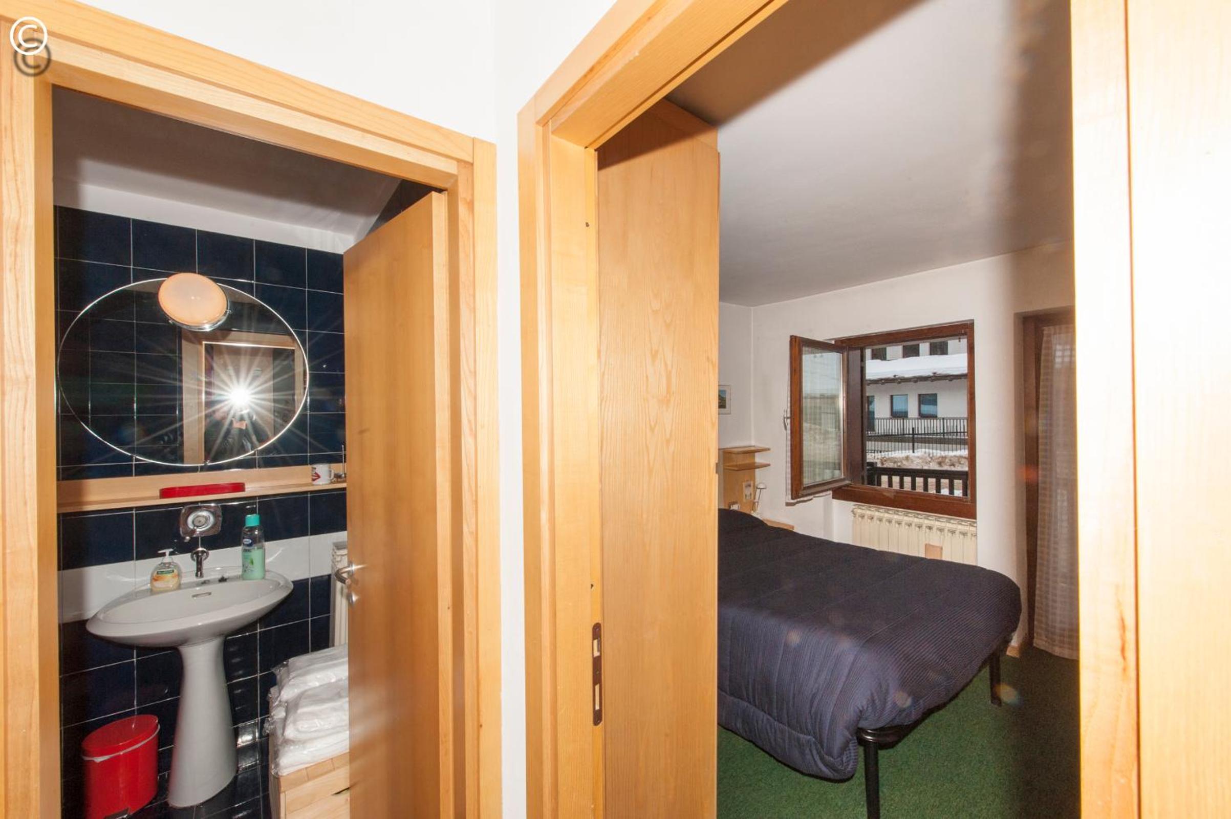 Breuil Cervinia Funicular House with Private Garage view 5
