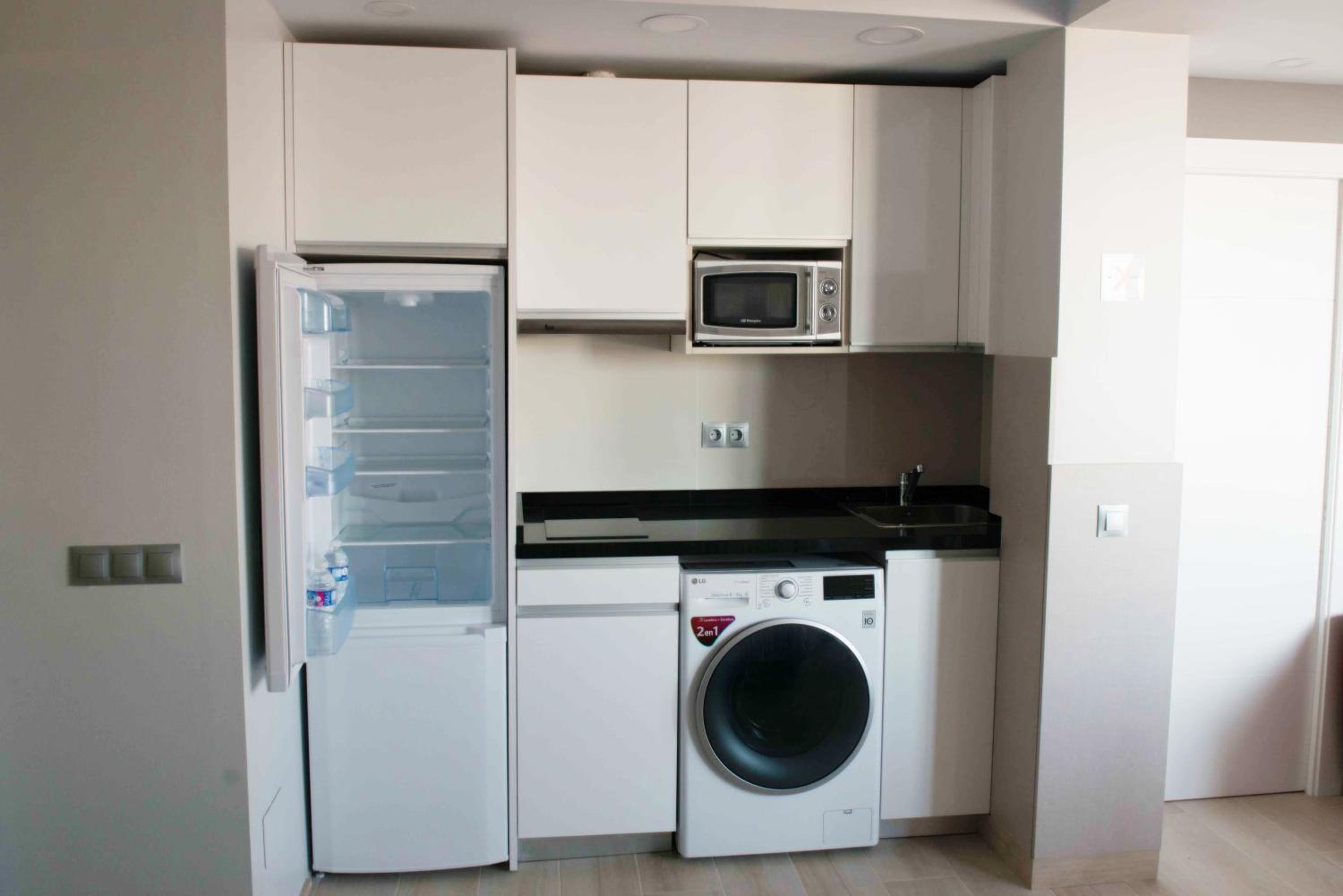 Modern & Stylish Loft with Breathtaking Views FREE WIFI - Close to the sea