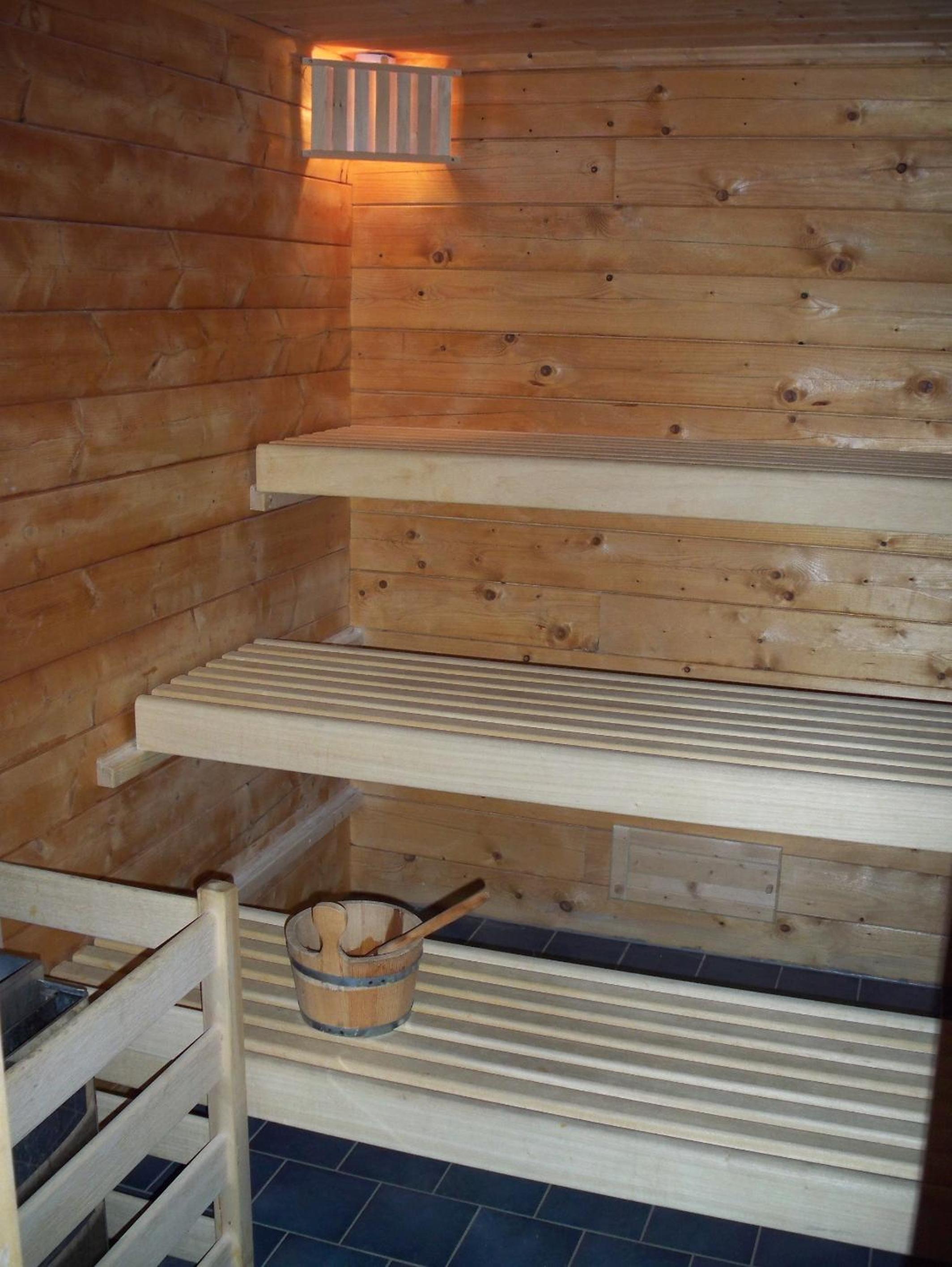 Photo 33