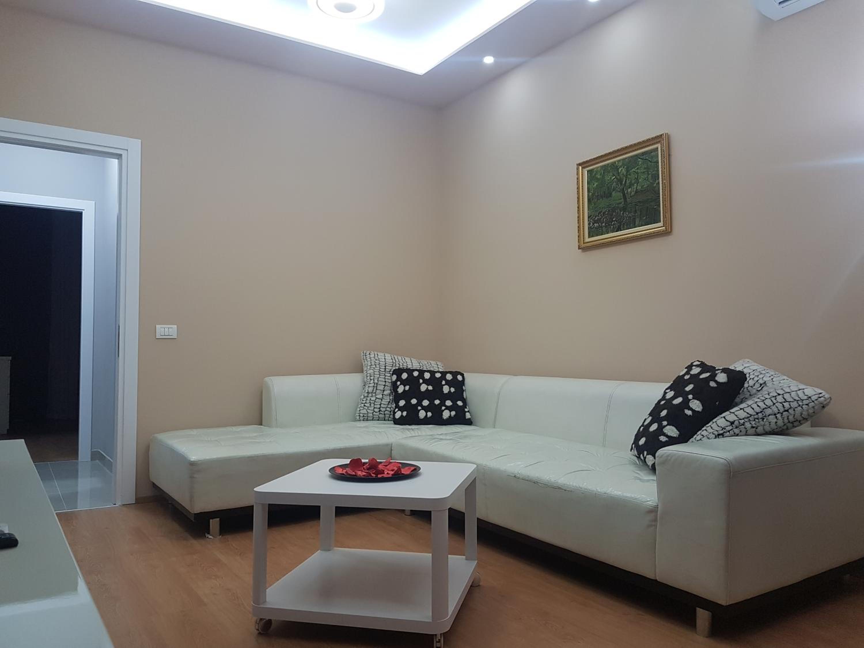 CityHeart Apartment Tirana Near Skanderbeg Square by Robert