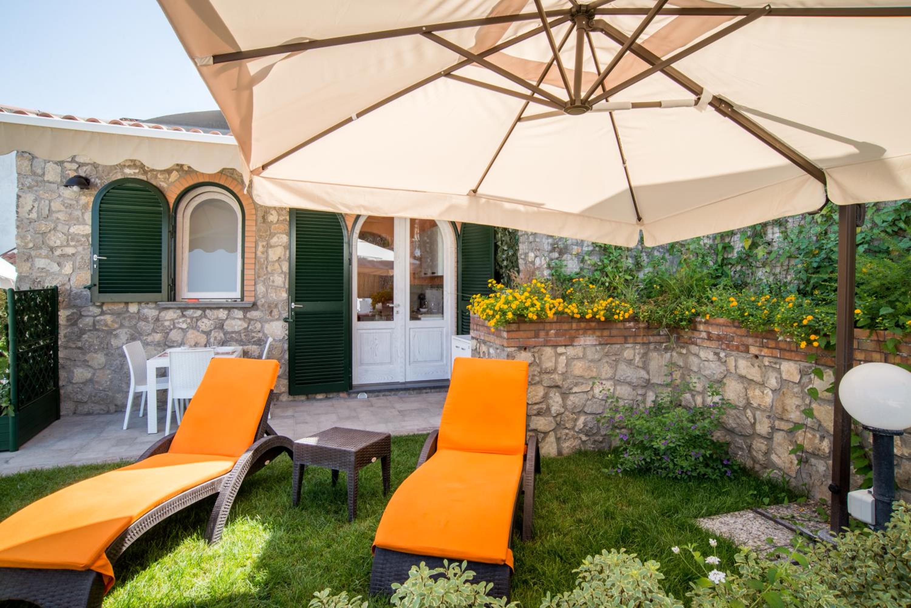Villa Mami Luroviga