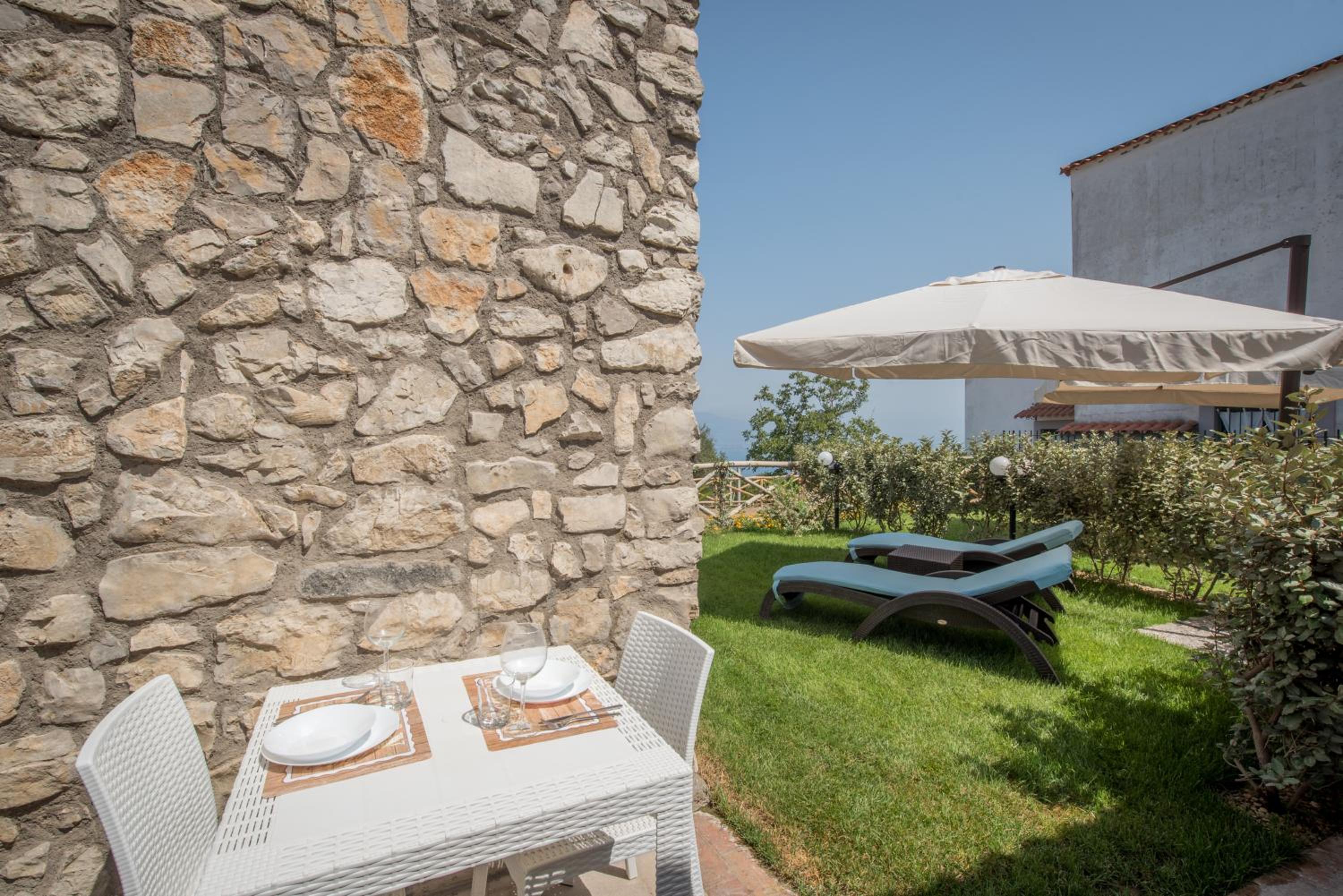 Villa Mami Luroviga