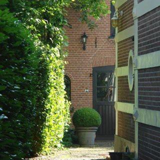 In het koetshuis view 4