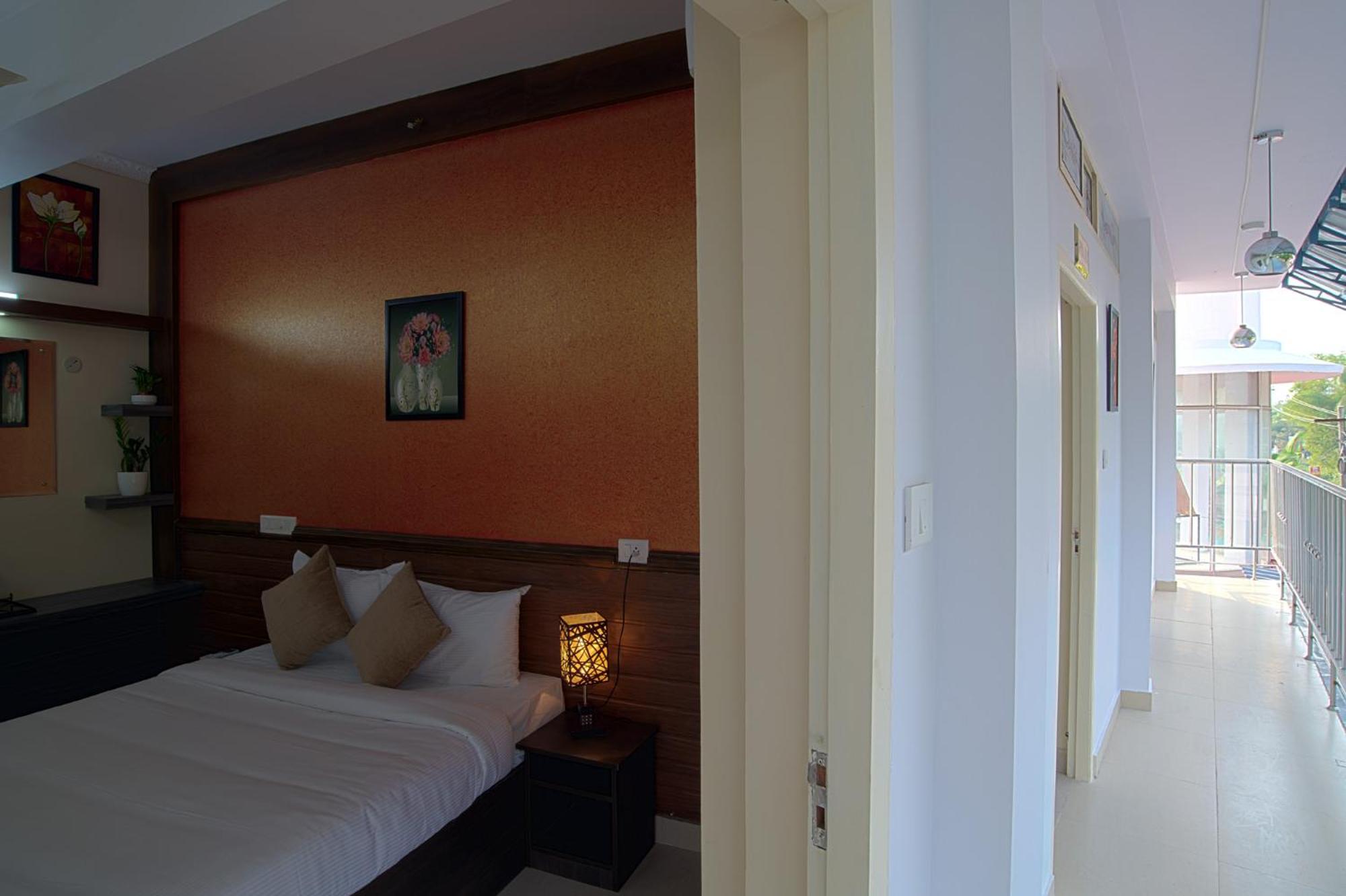 Cochin Vacations - Gems 9 Airport Hotel - Property Image 5