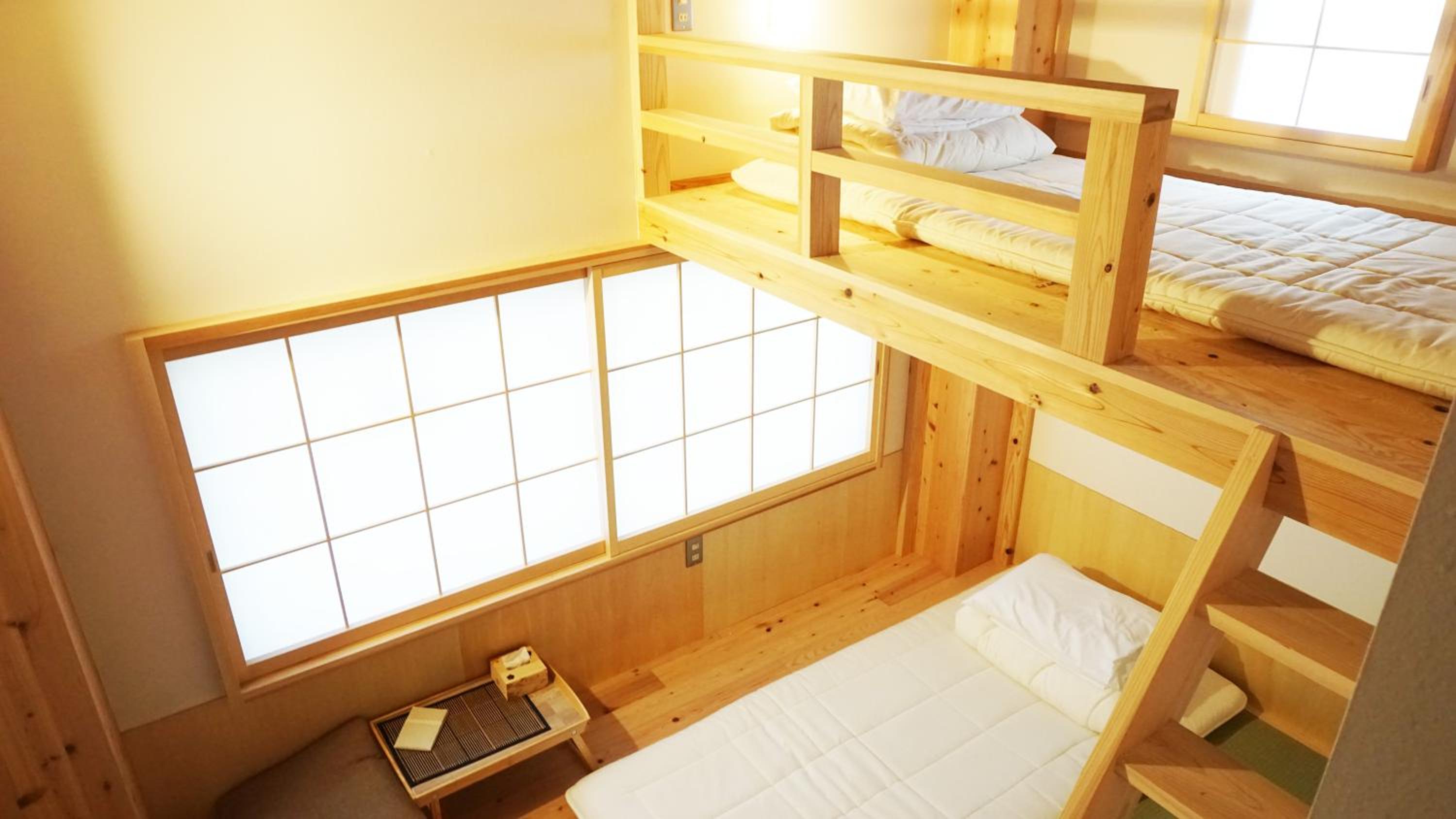 Poly Hostel 2 Namba