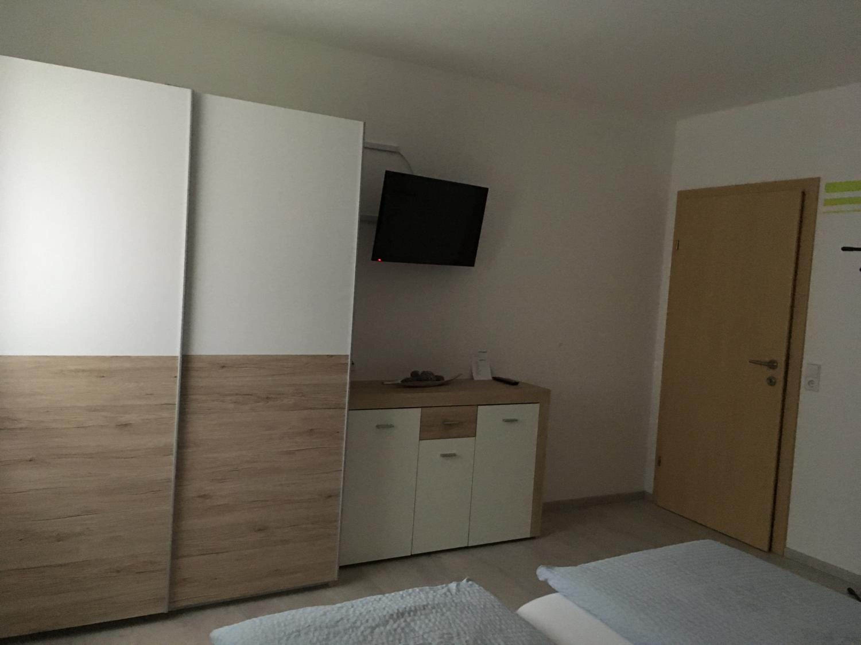 Photo 43