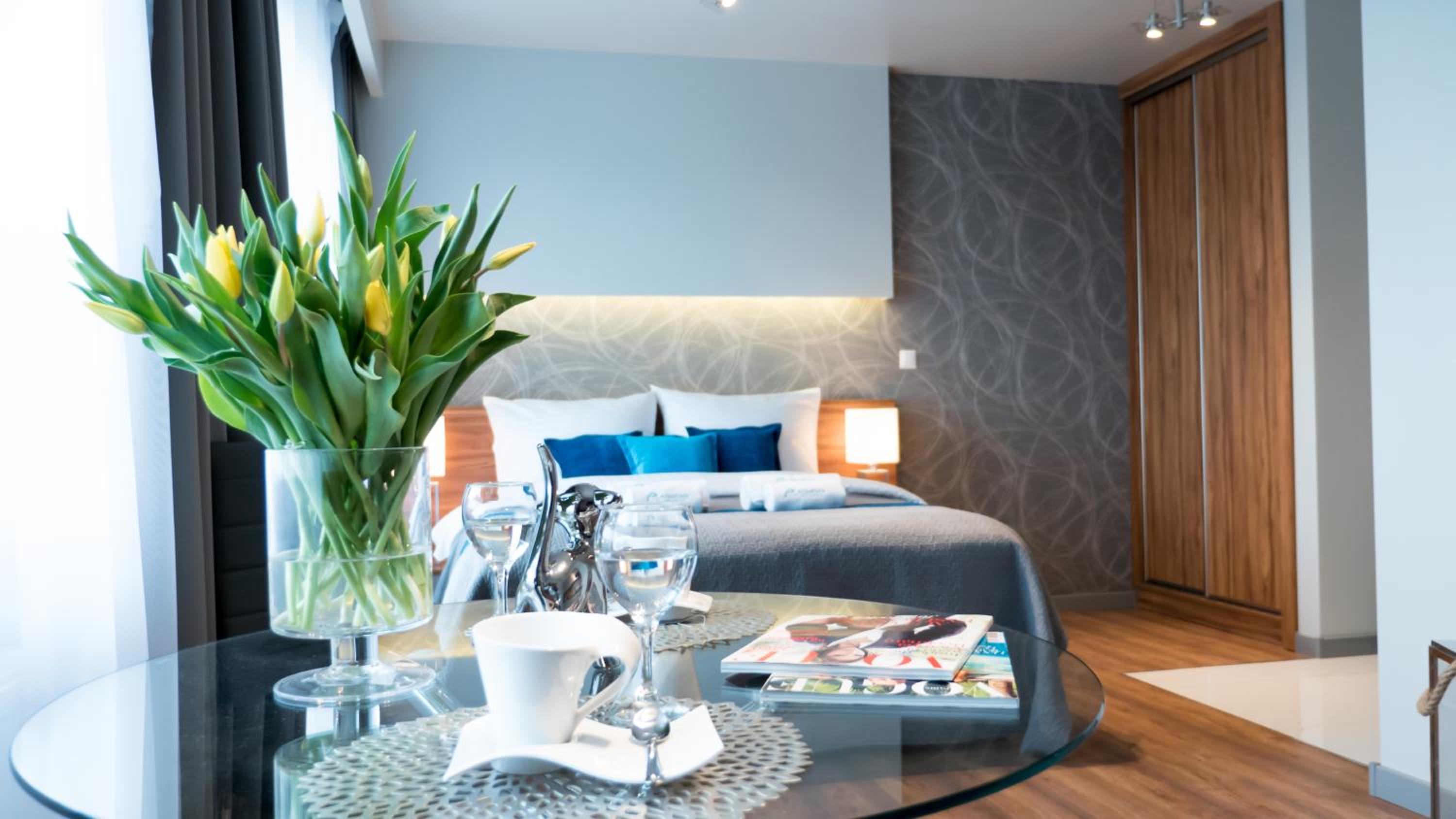 hotel room