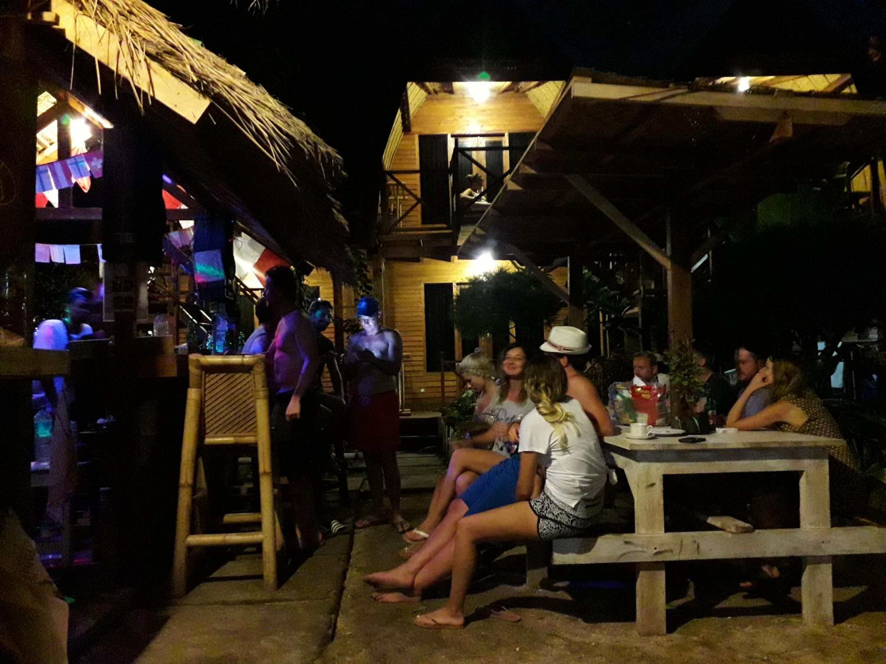 Deep House Bungalows