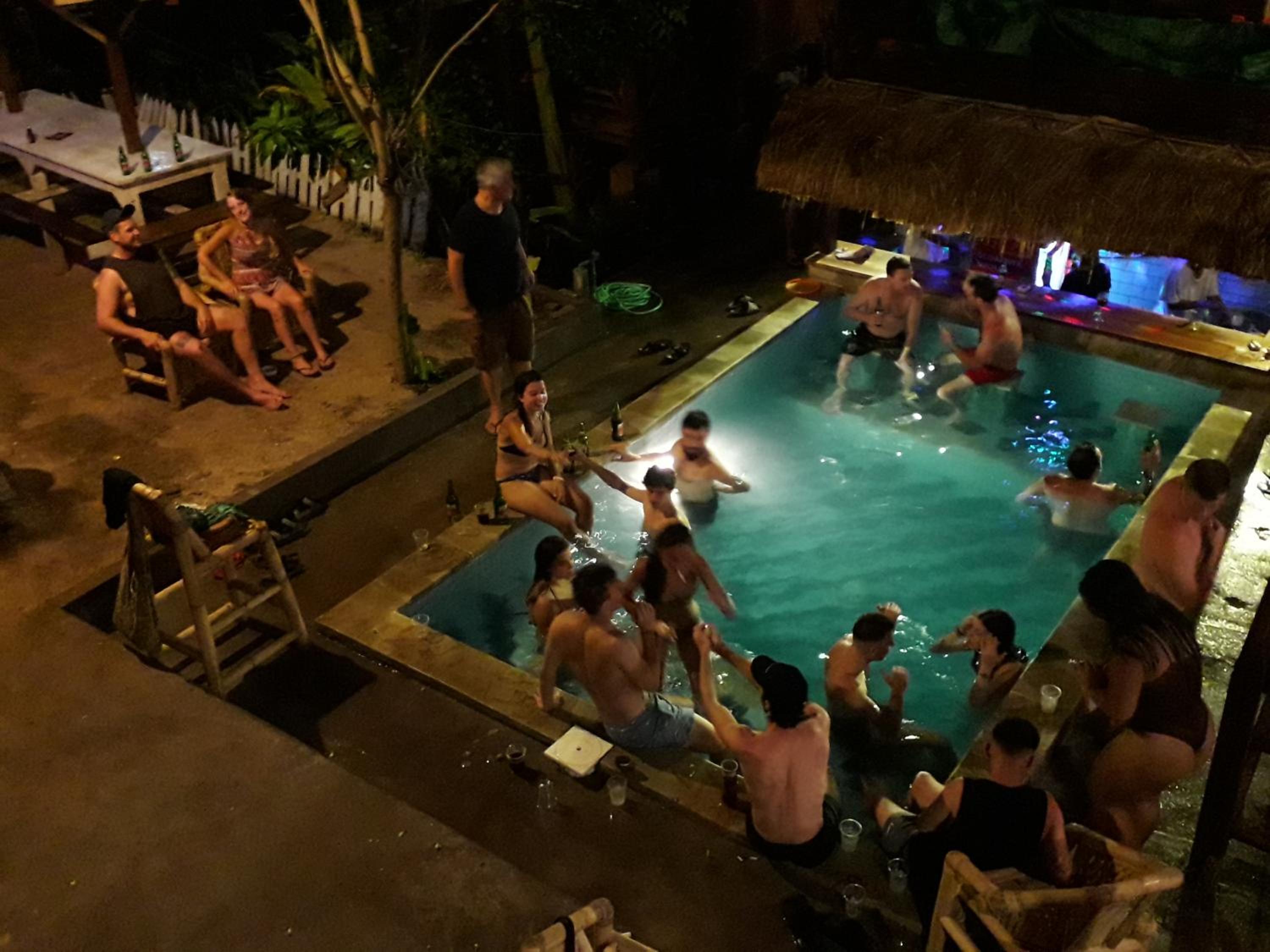 Deep House Bungalows