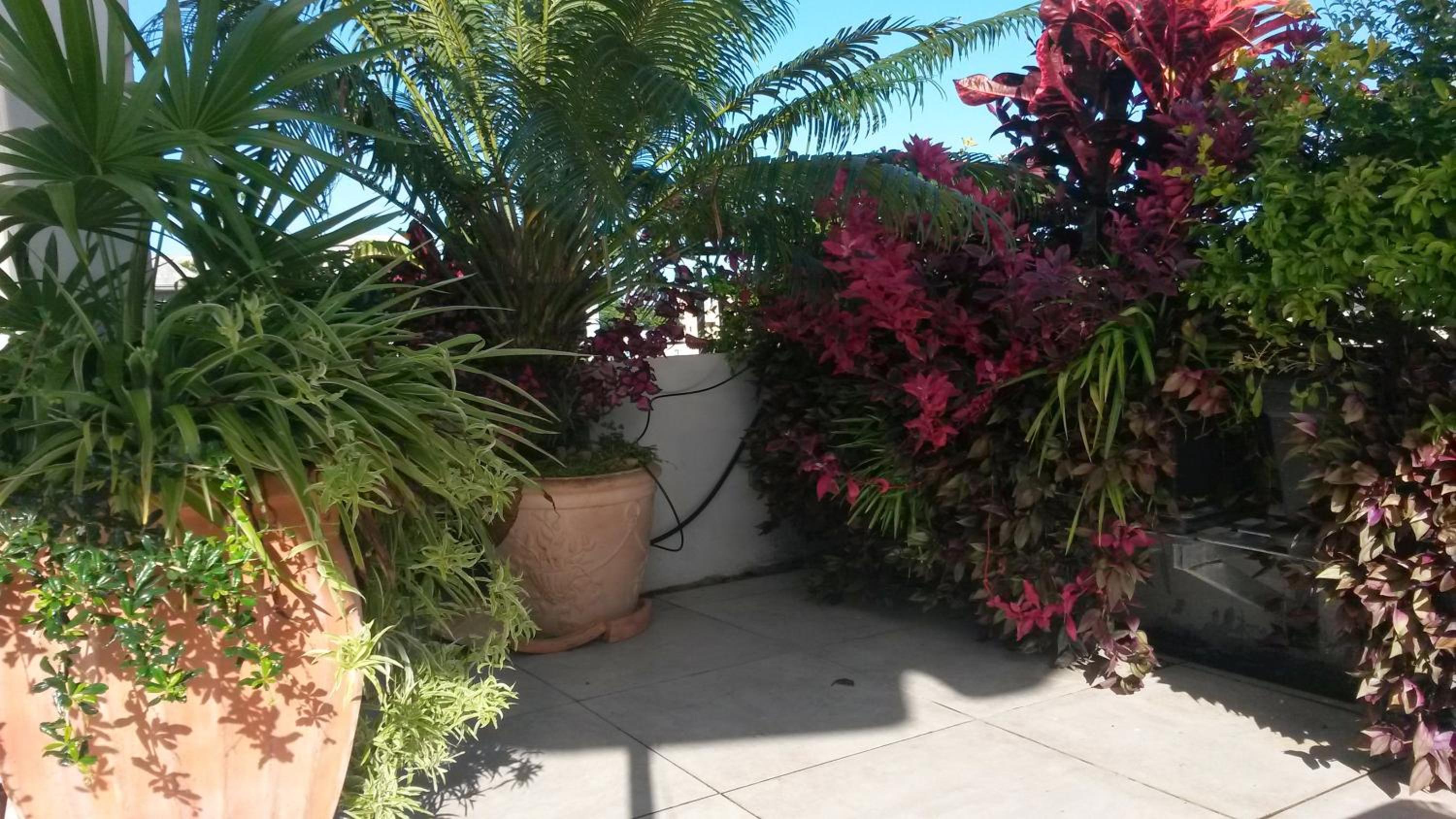 Apartment Atrium