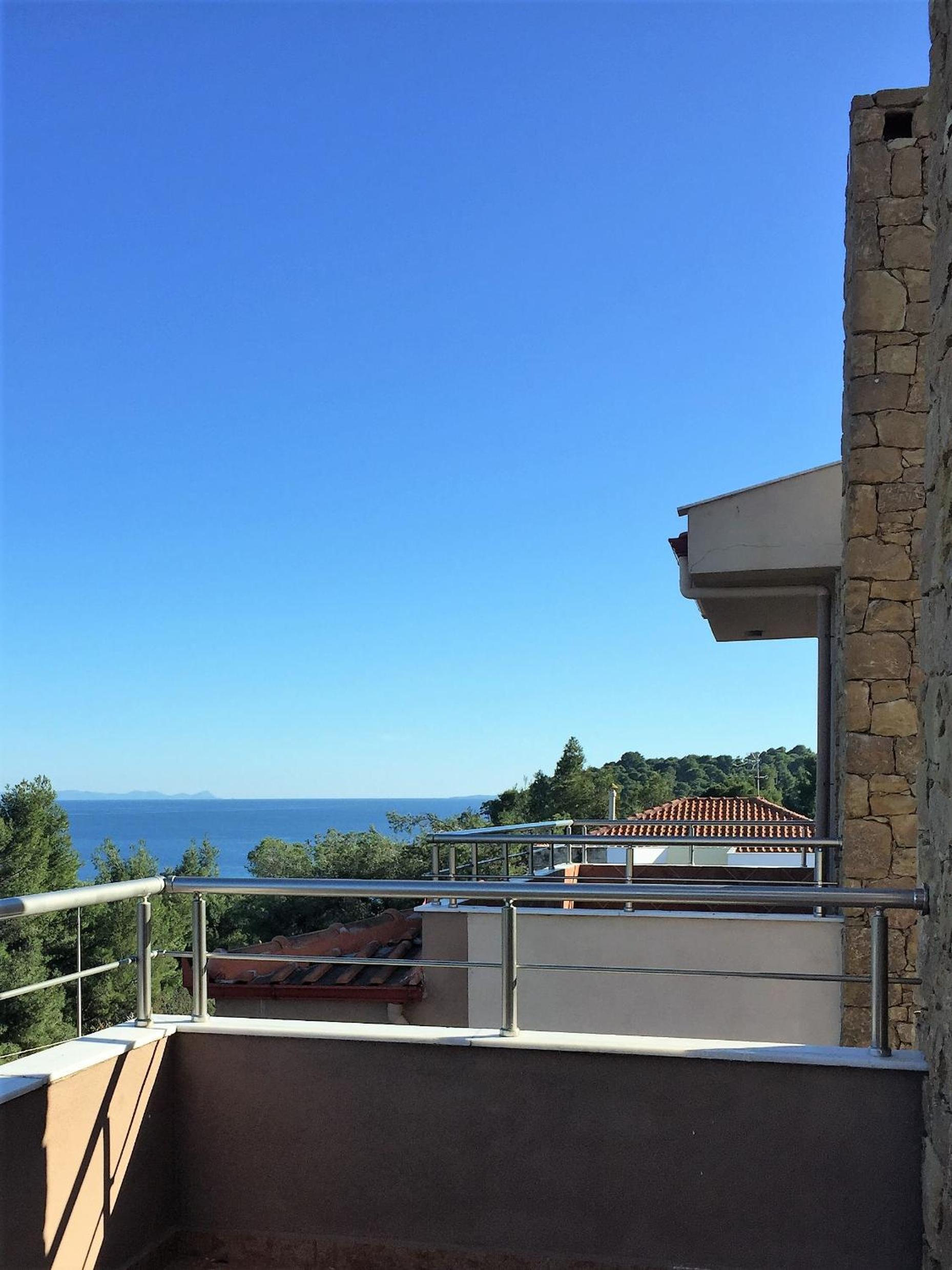 Alba Mare Kallithea