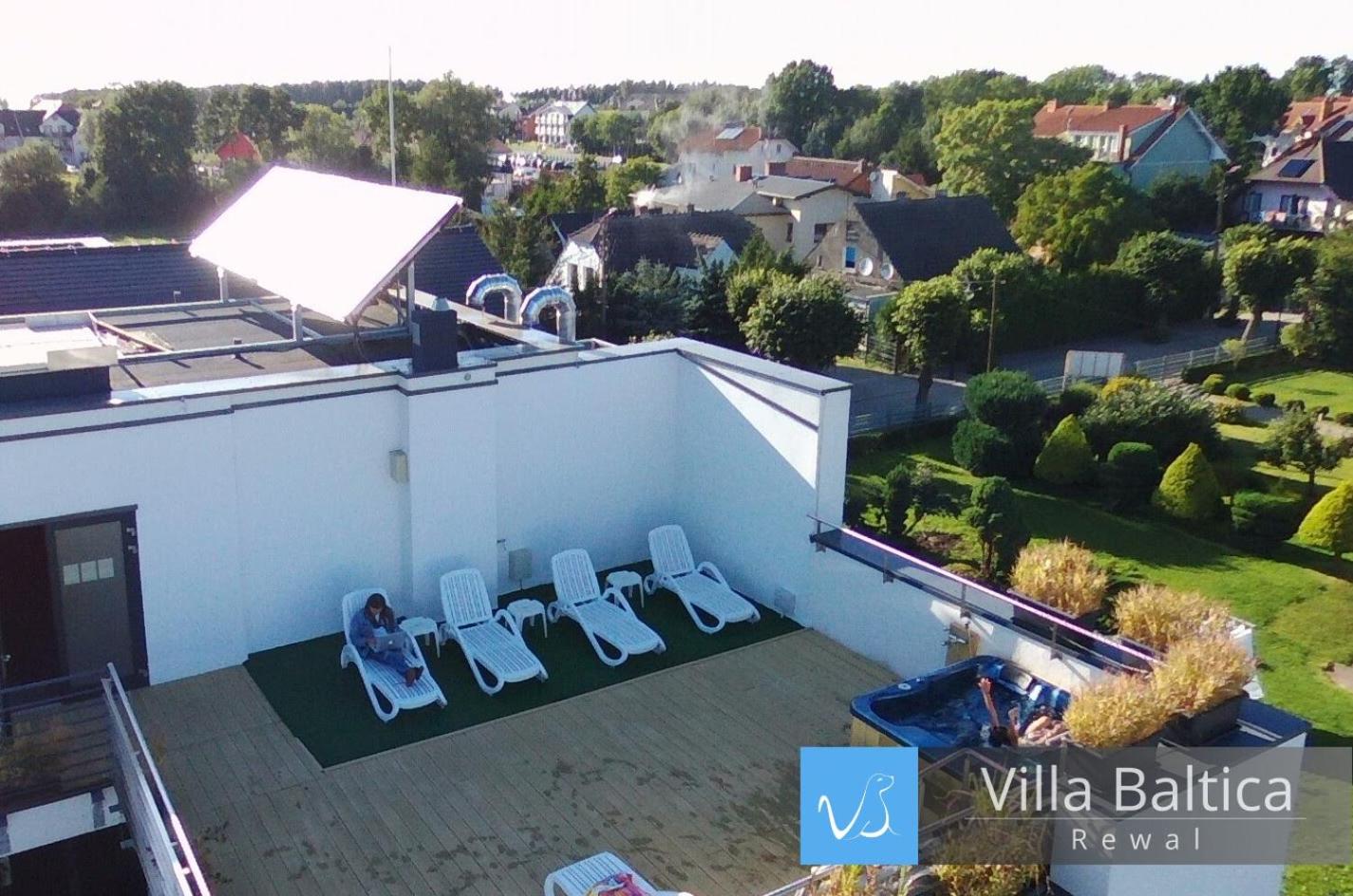 Apartamenty Villa Baltica Rewal - jacuzzi na dachu, wi-fi, parking w cenie