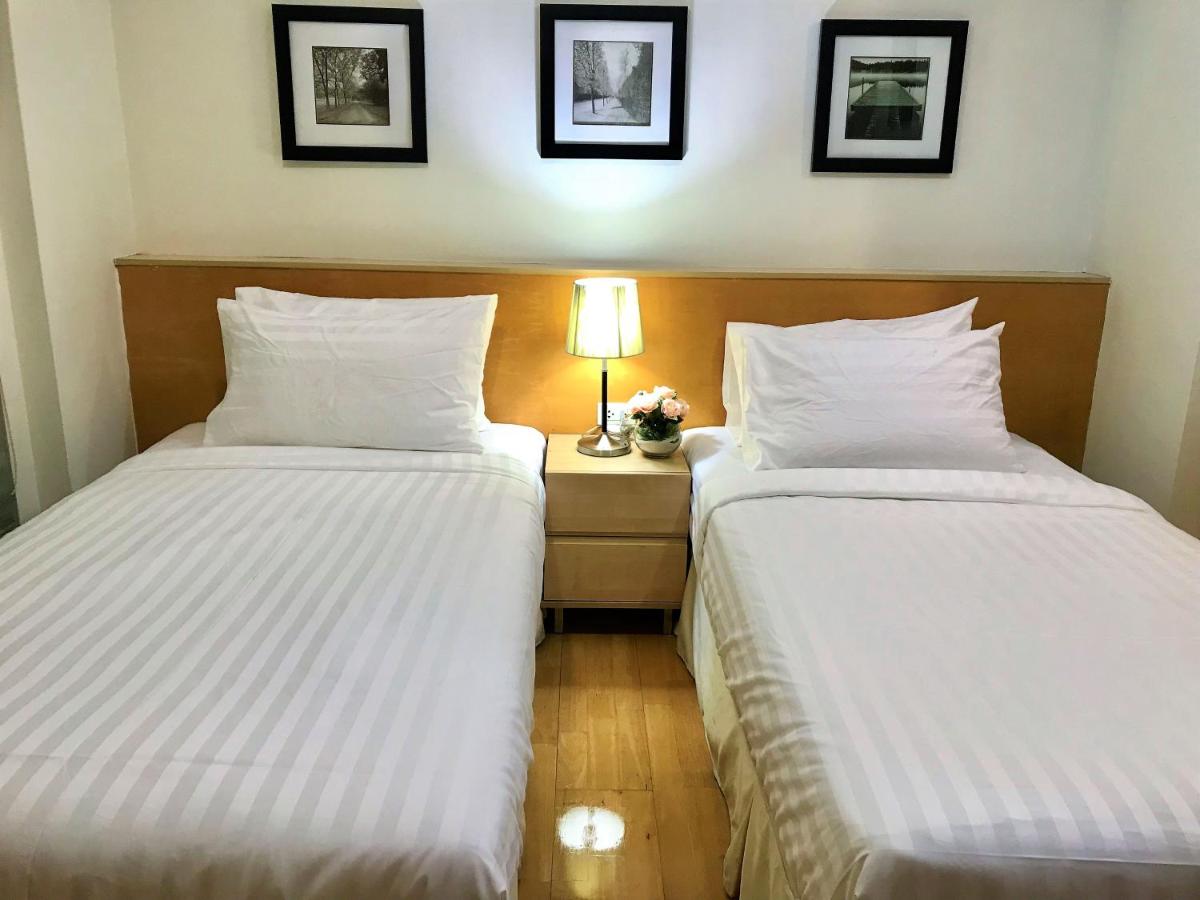 Twin Peaks Sukhumvit Suites