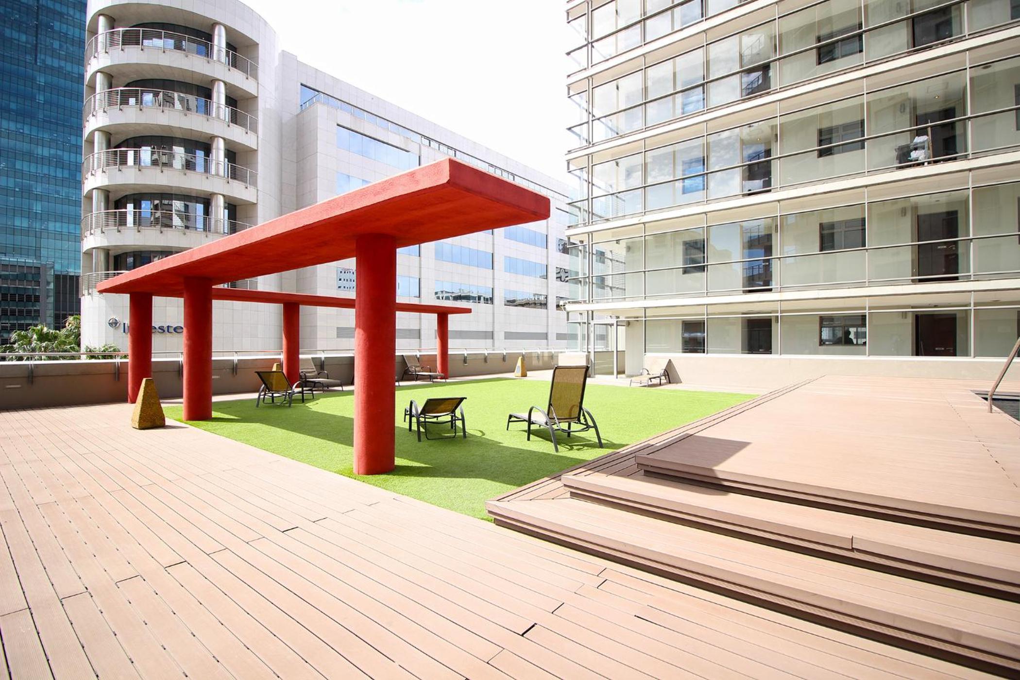 Icon Apartments