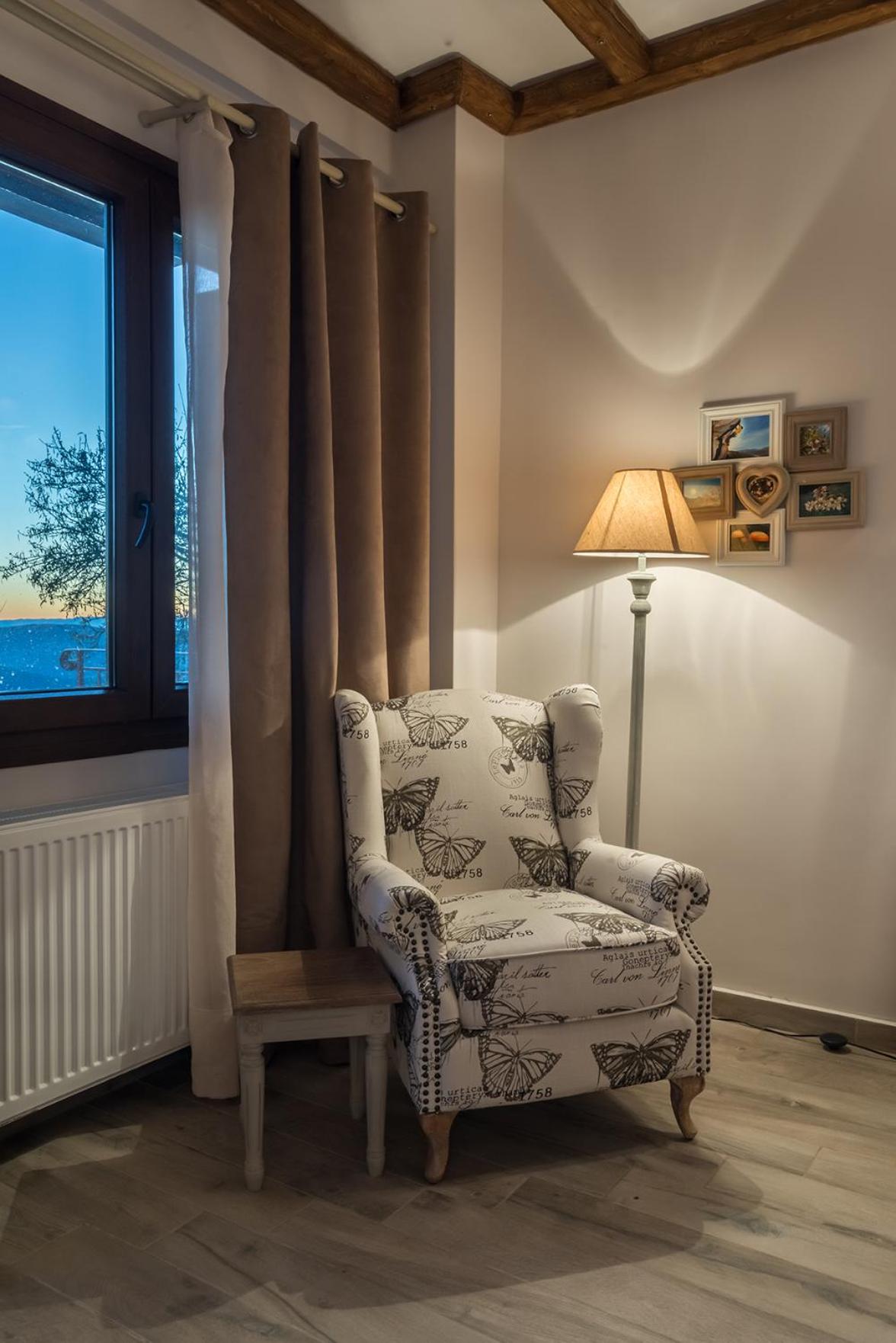 AlmondHouse Suites with Fireplace - ADULTS ONLY