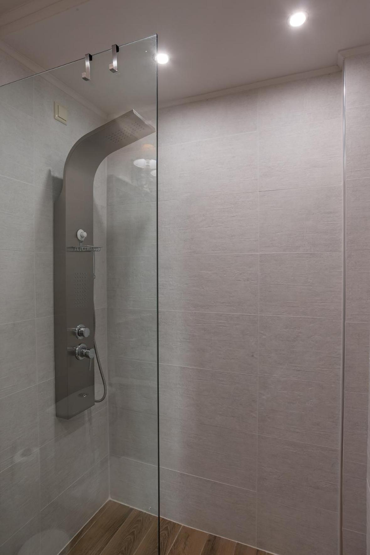 AlmondHouse Suites with Fireplace - ADULTS ONLY