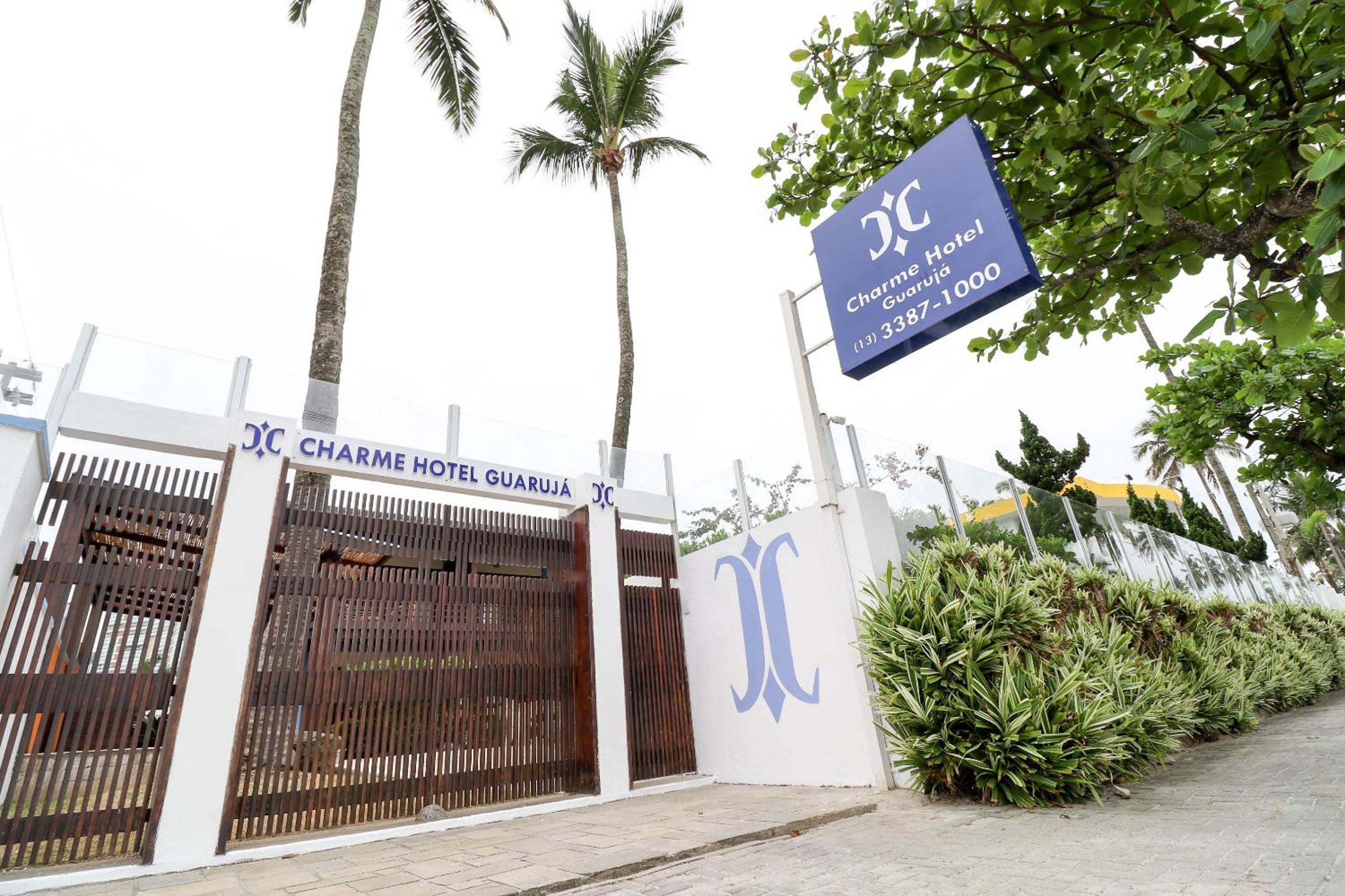 Hotel Charme Hotel Guarujá Frente Mar - Image 1