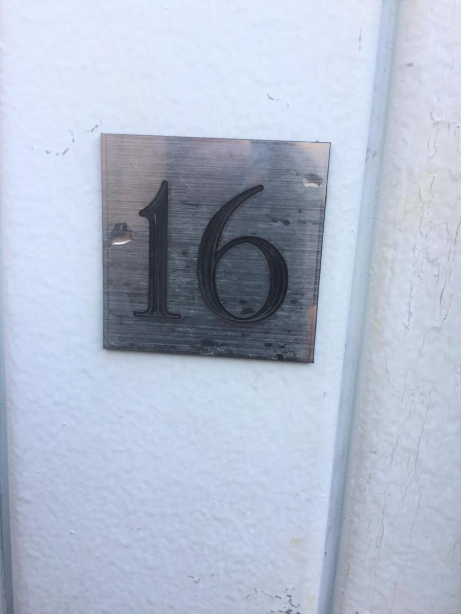 Photo 33