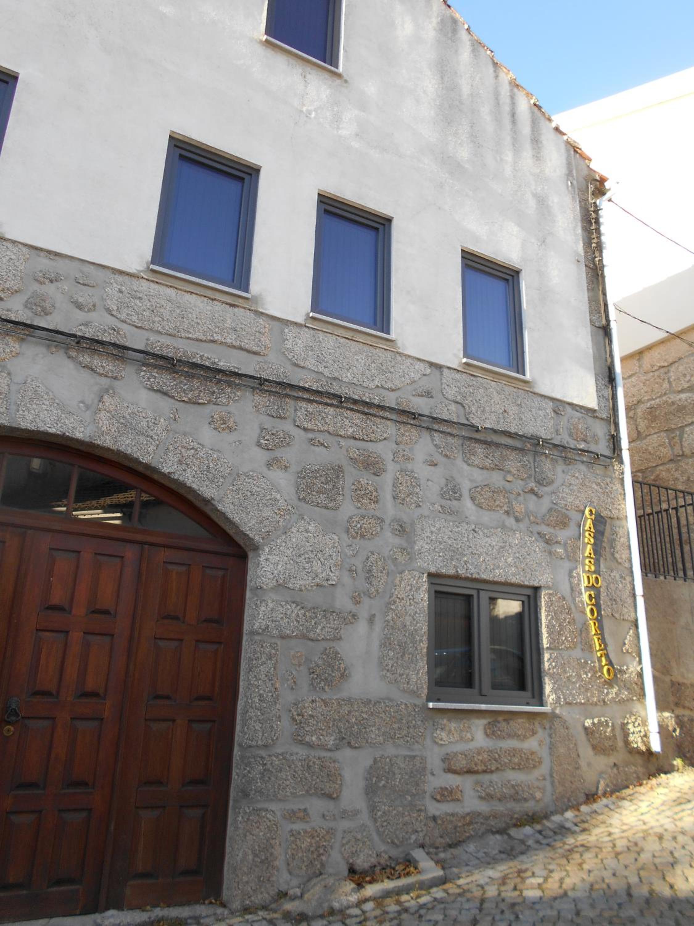 Coreto Apartments view 3