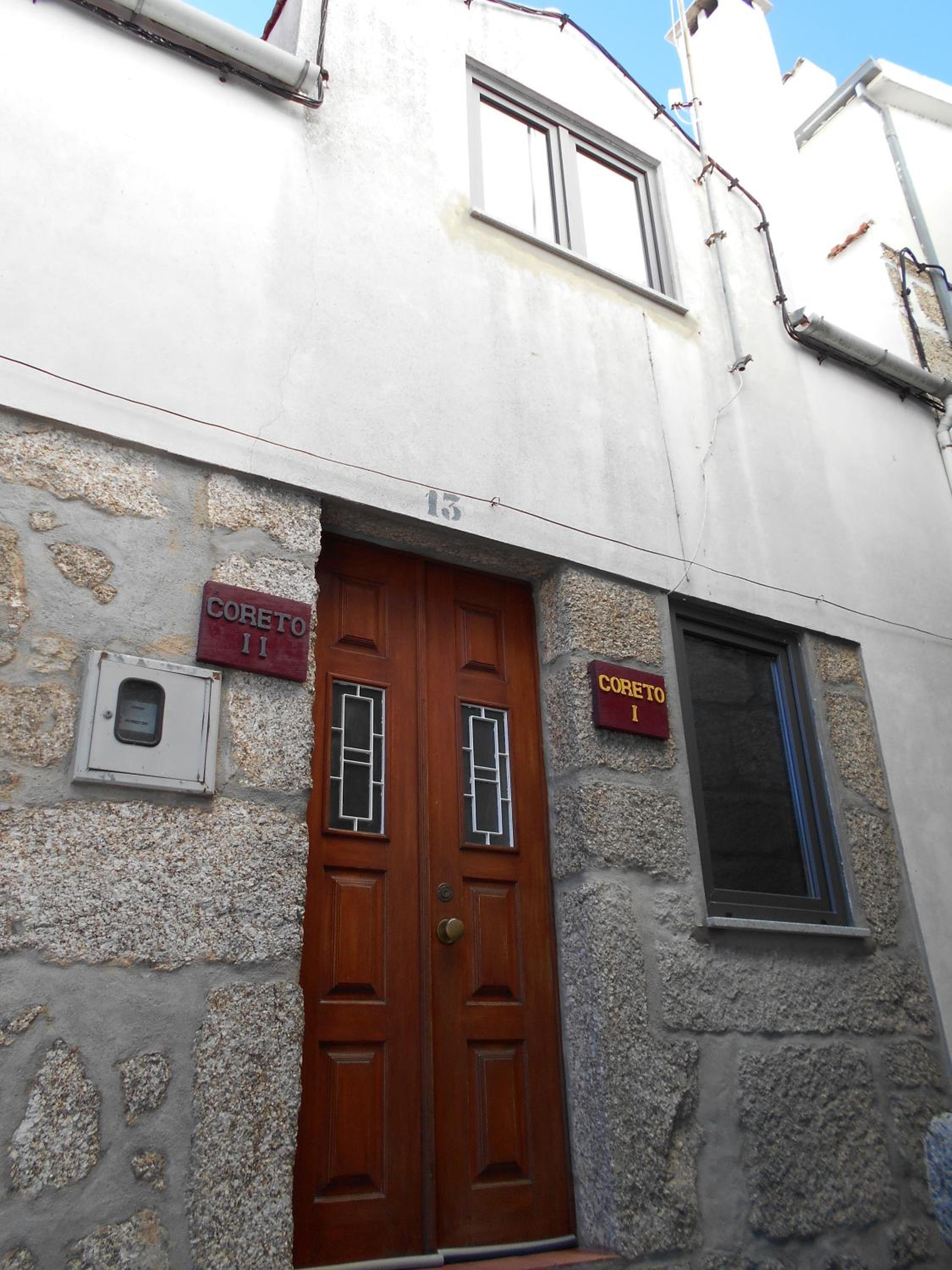 Coreto Apartments view 2