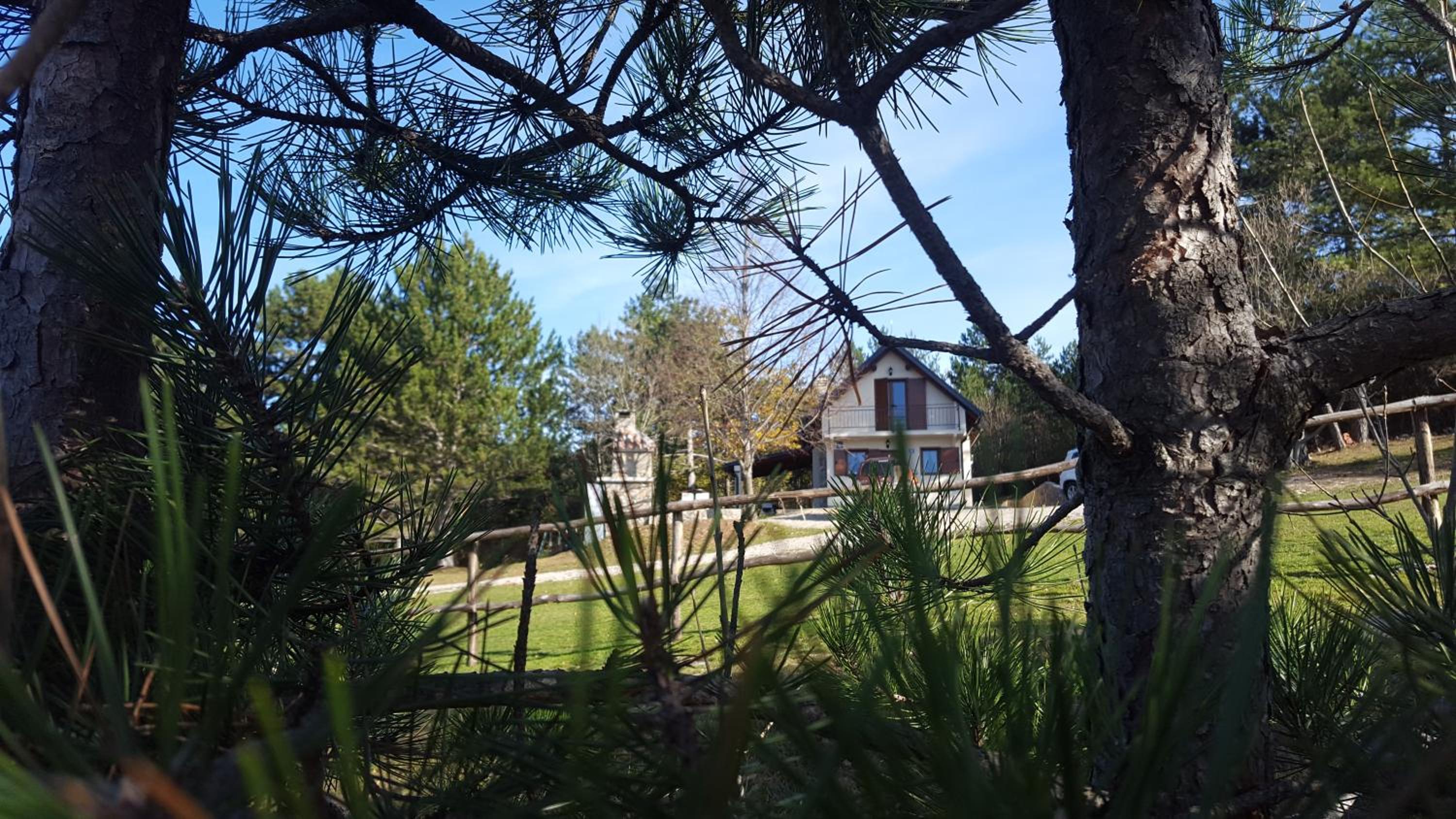 4 Seasons House view 3