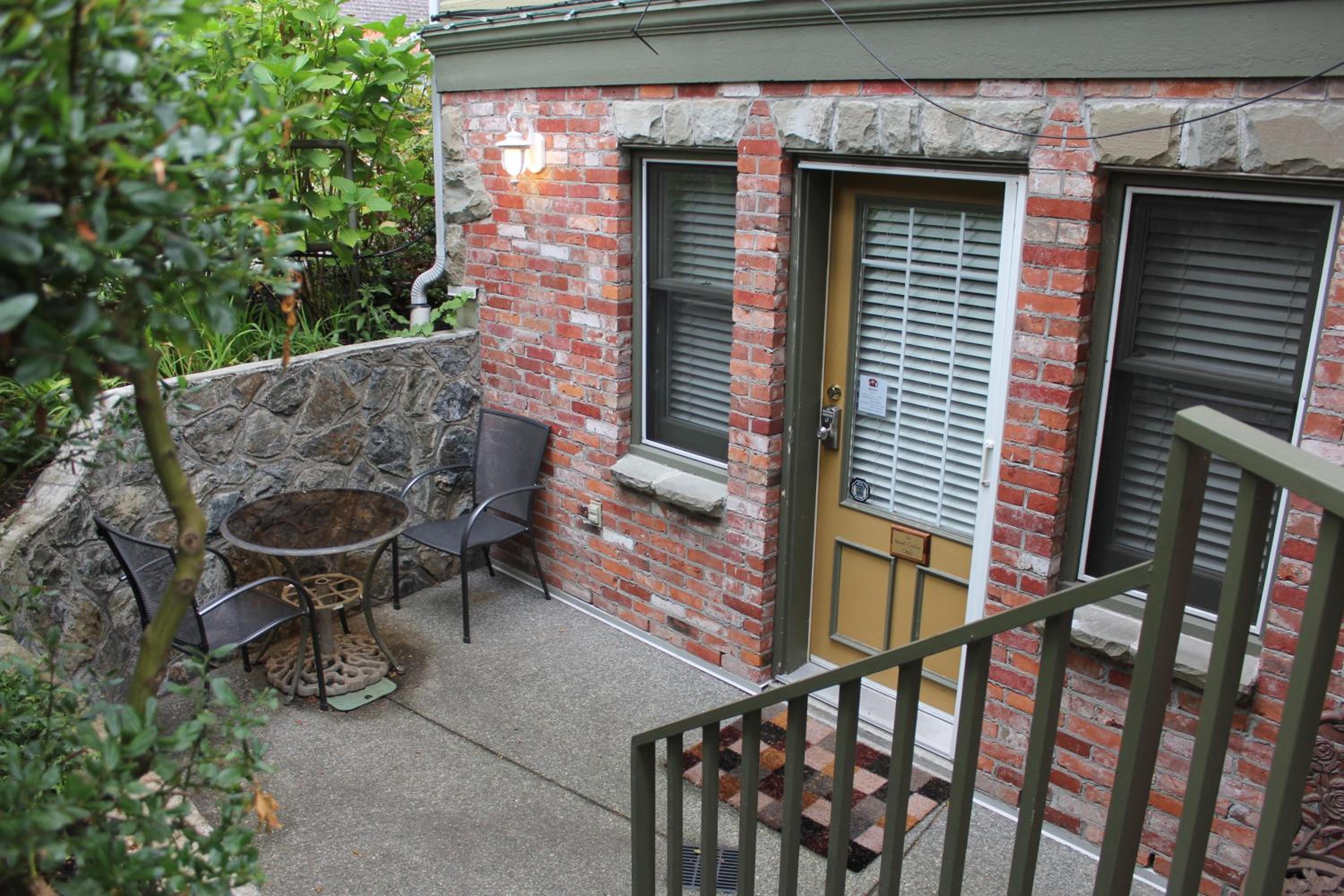 Robert Porter House Inn