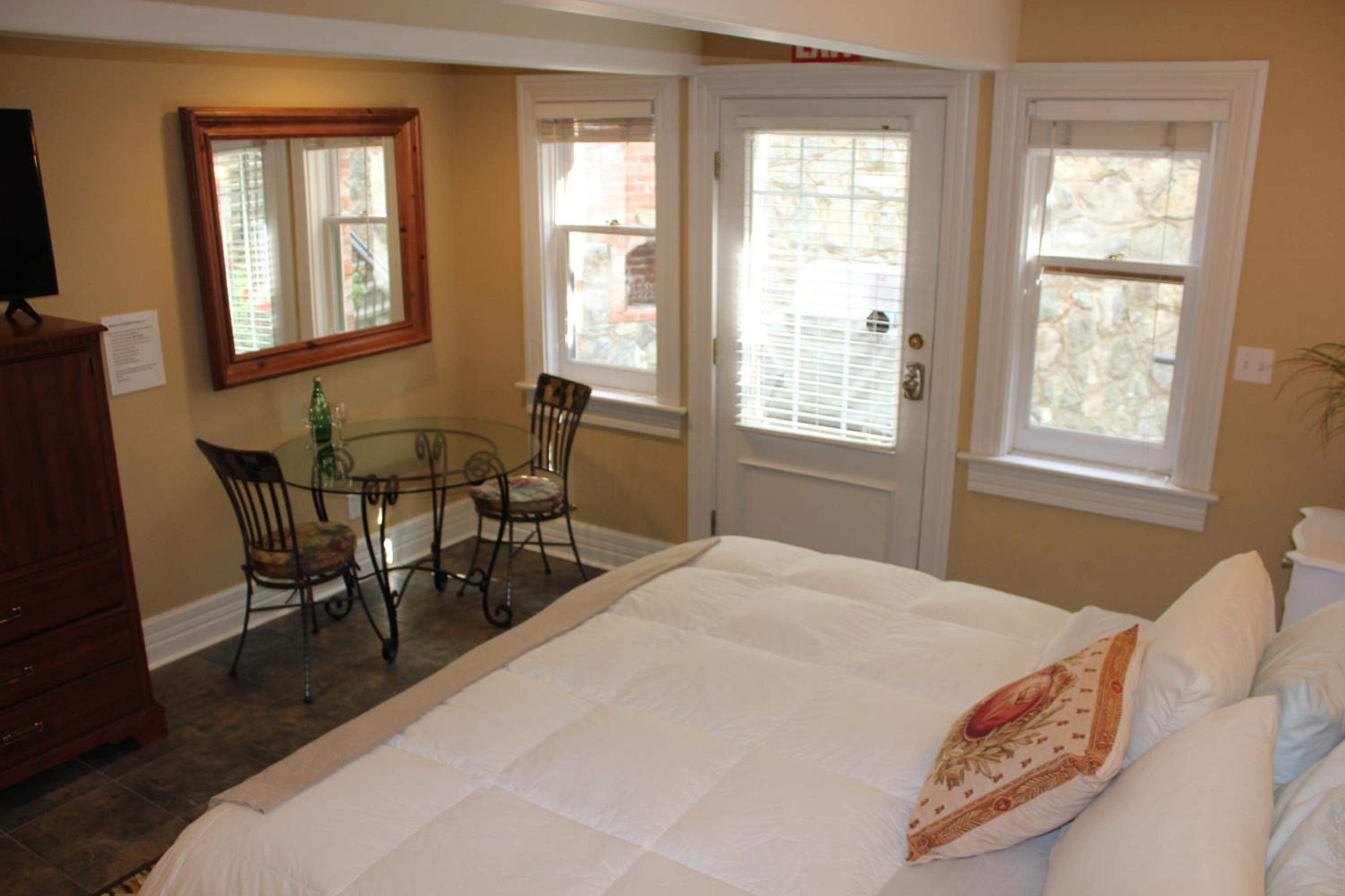 Robert Porter House Inn