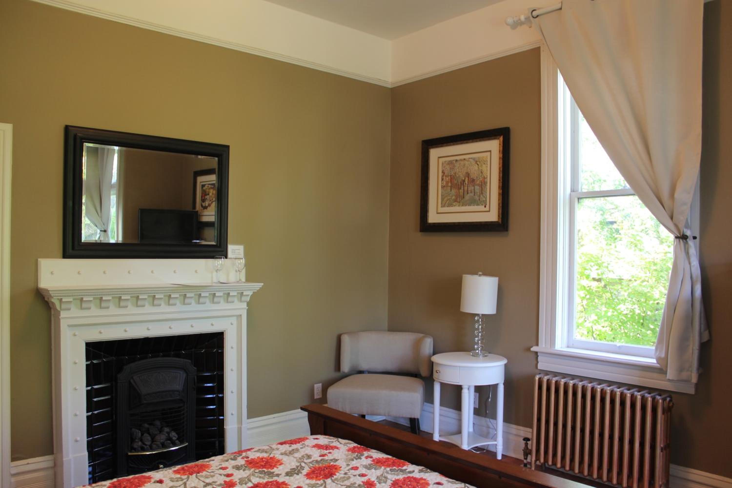Robert Porter House Inn