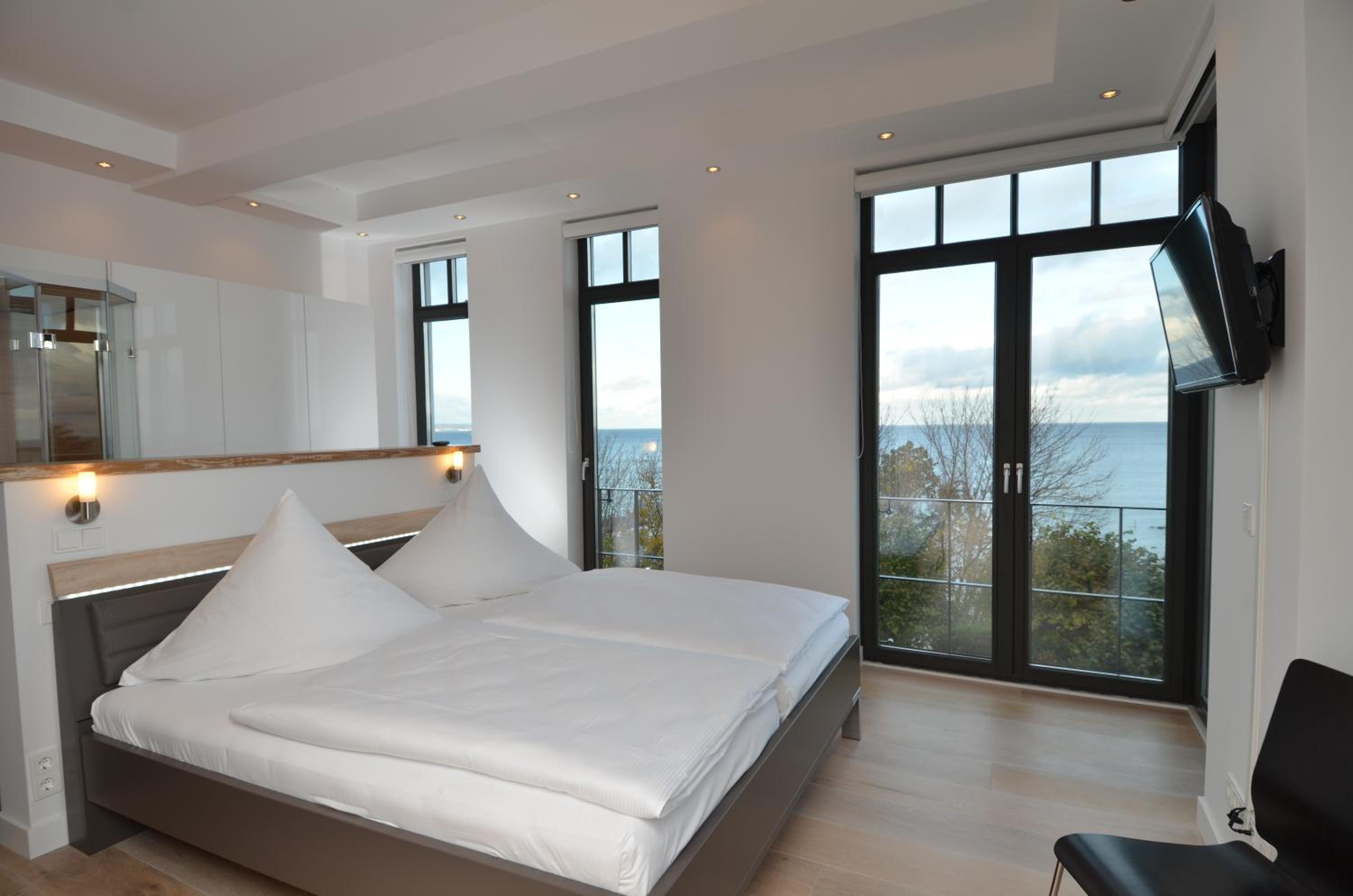 Villa Claire - Meerblicksuite 