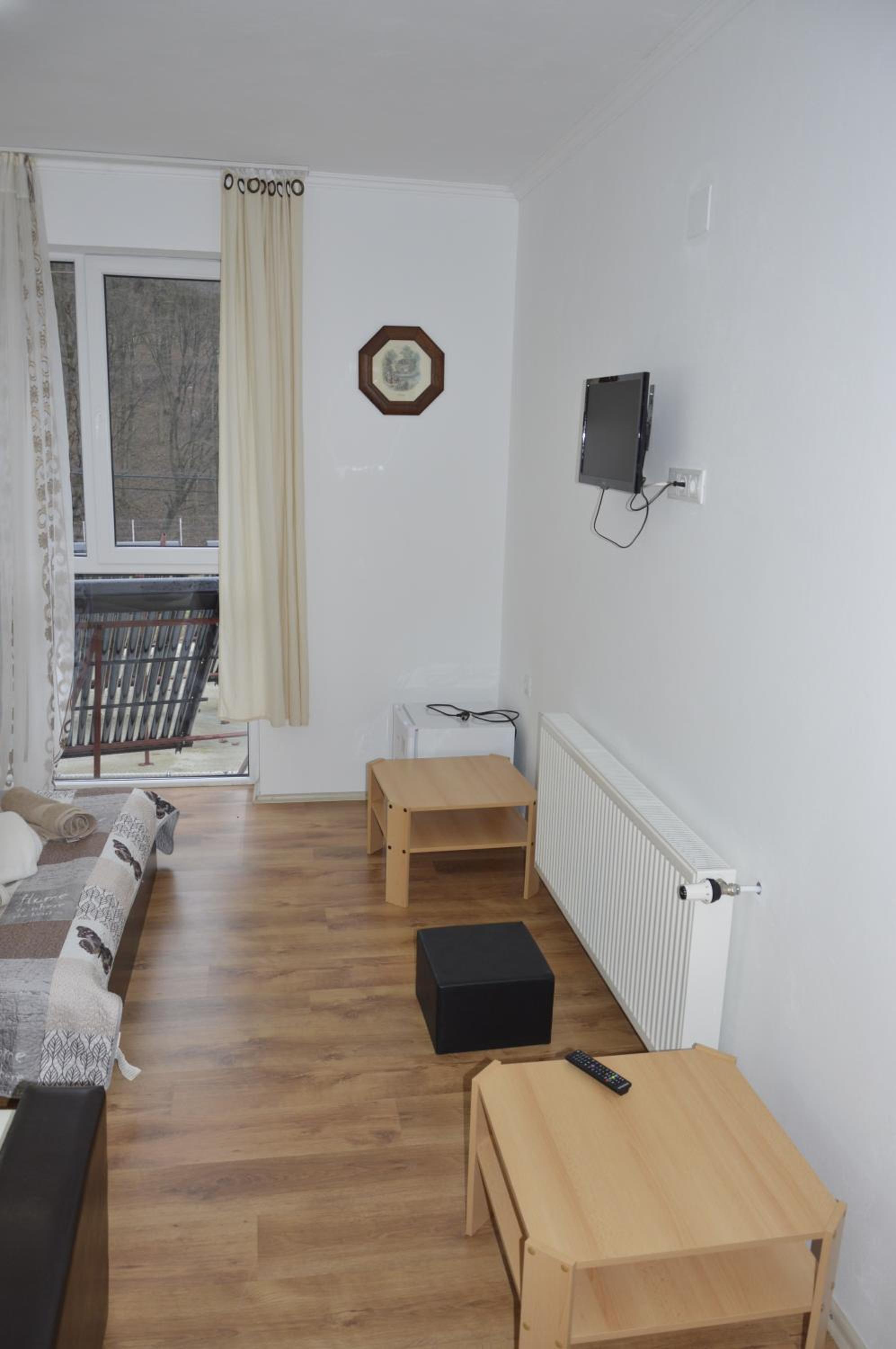 Photo 76