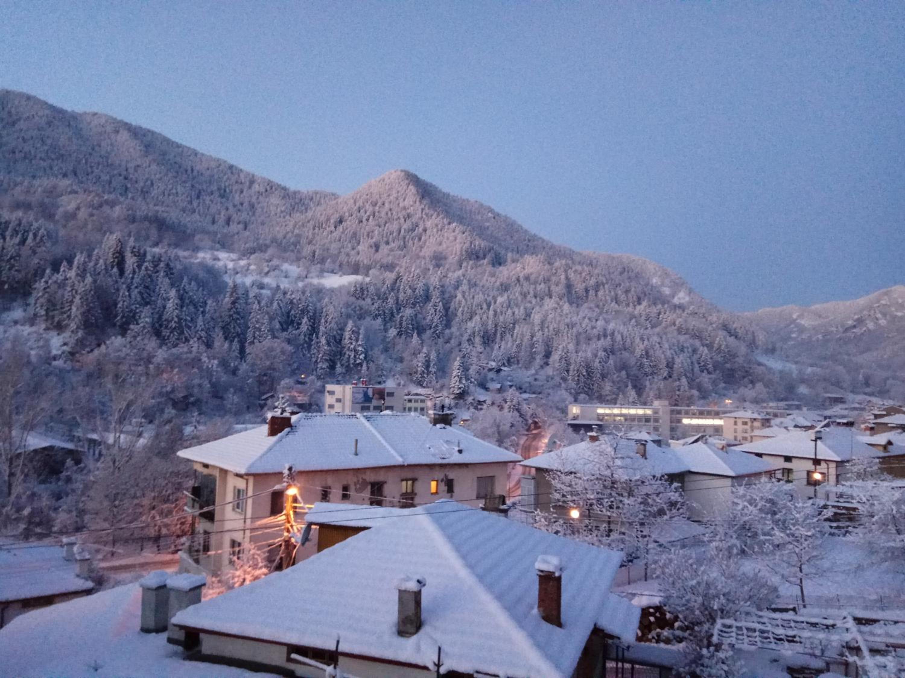 Yellow House view 5