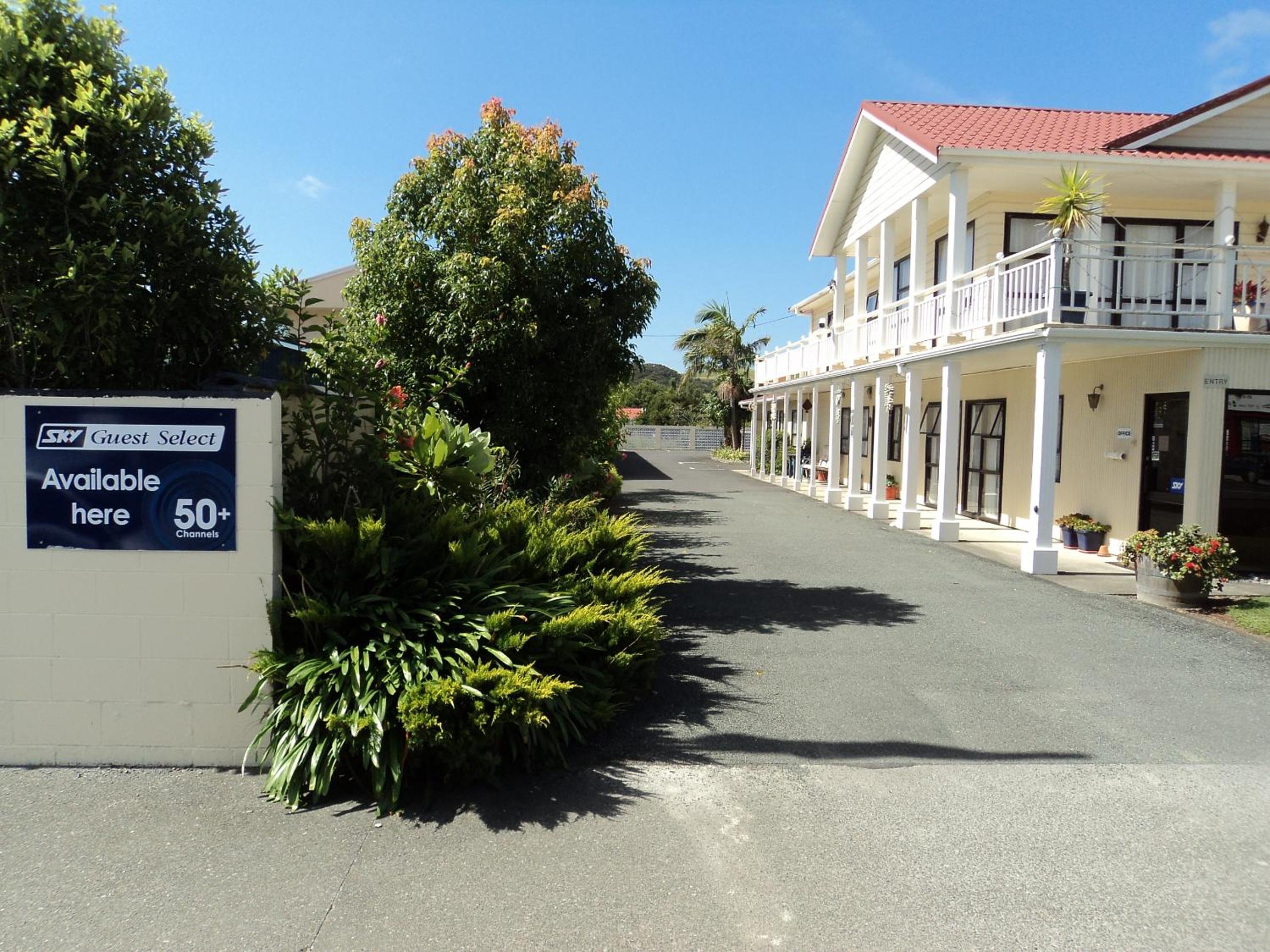 Wayfarer Motel