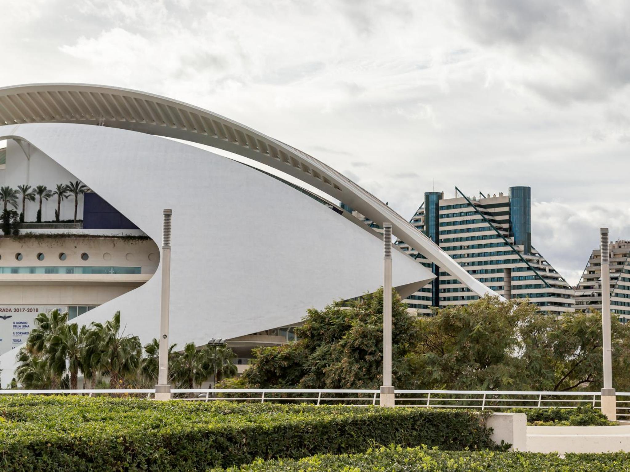Travel Habitat - Ciudad de las Ciéncias