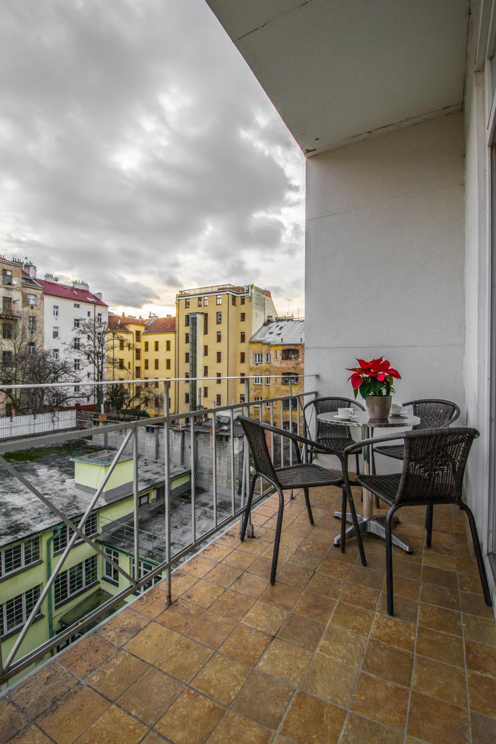 Stylish Apartments close to Eden Garden