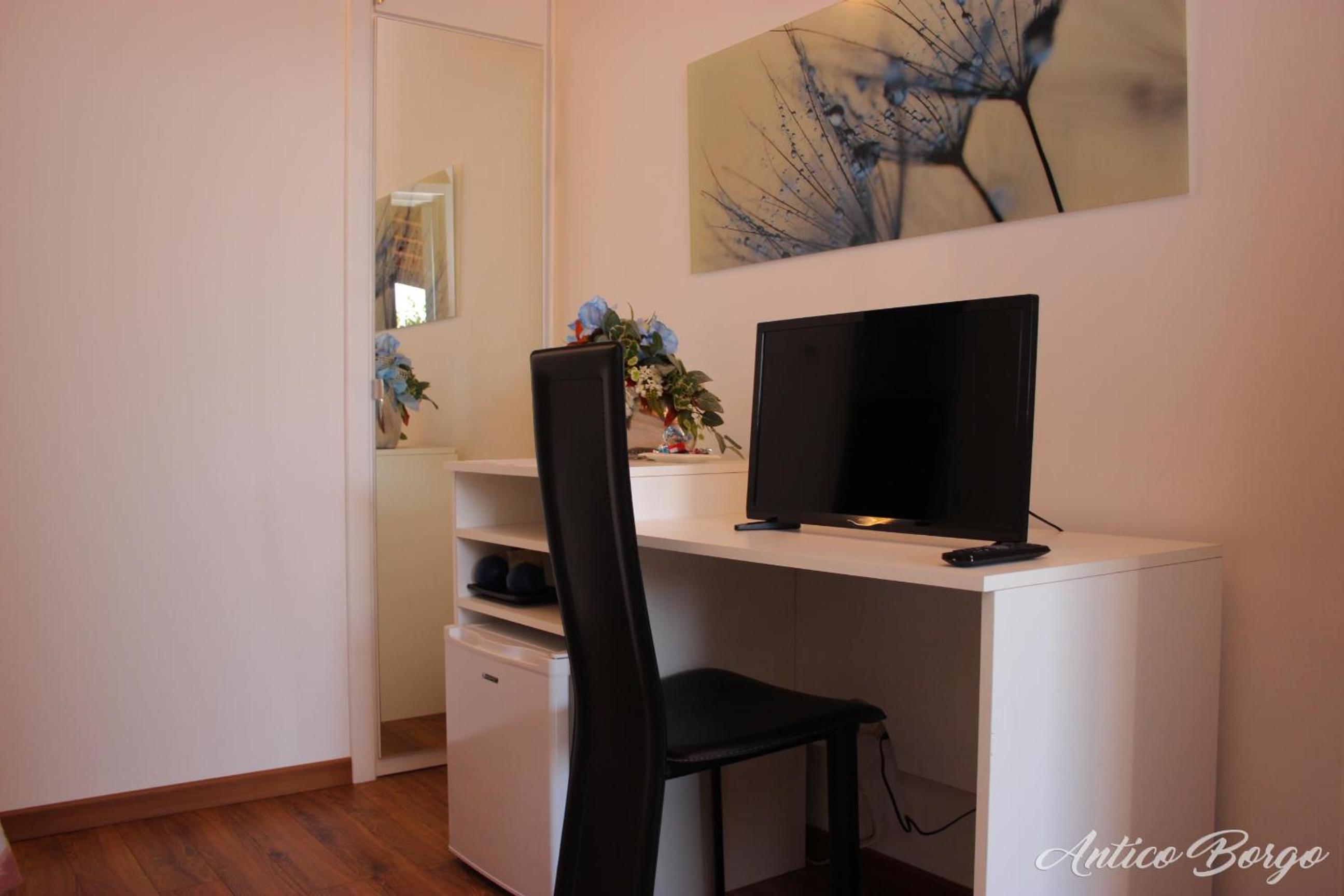 Photo 12