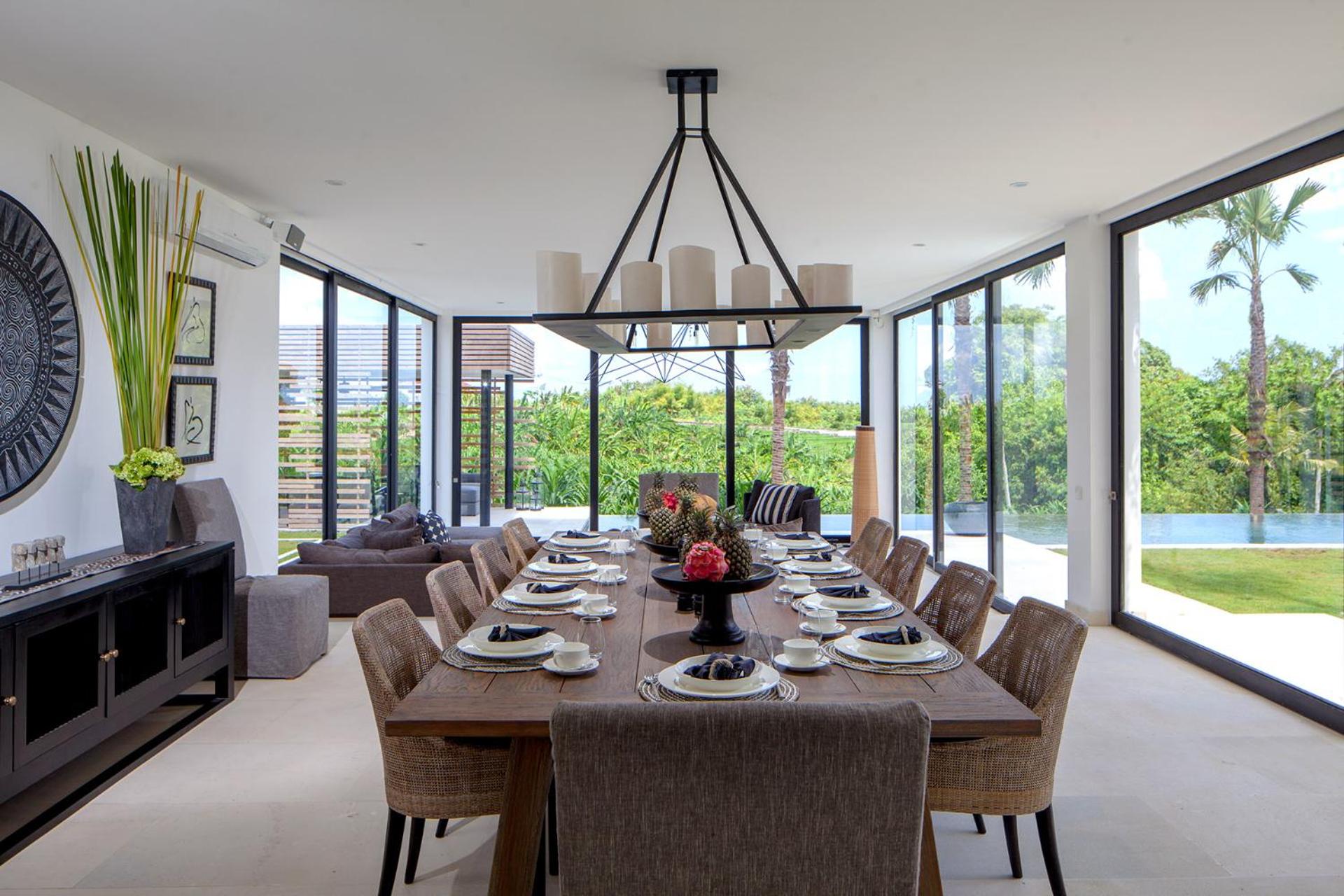Luxury 5BR Canggu Villa with Private Pool, Rice Fields View & Beach Nearby - The Palm House