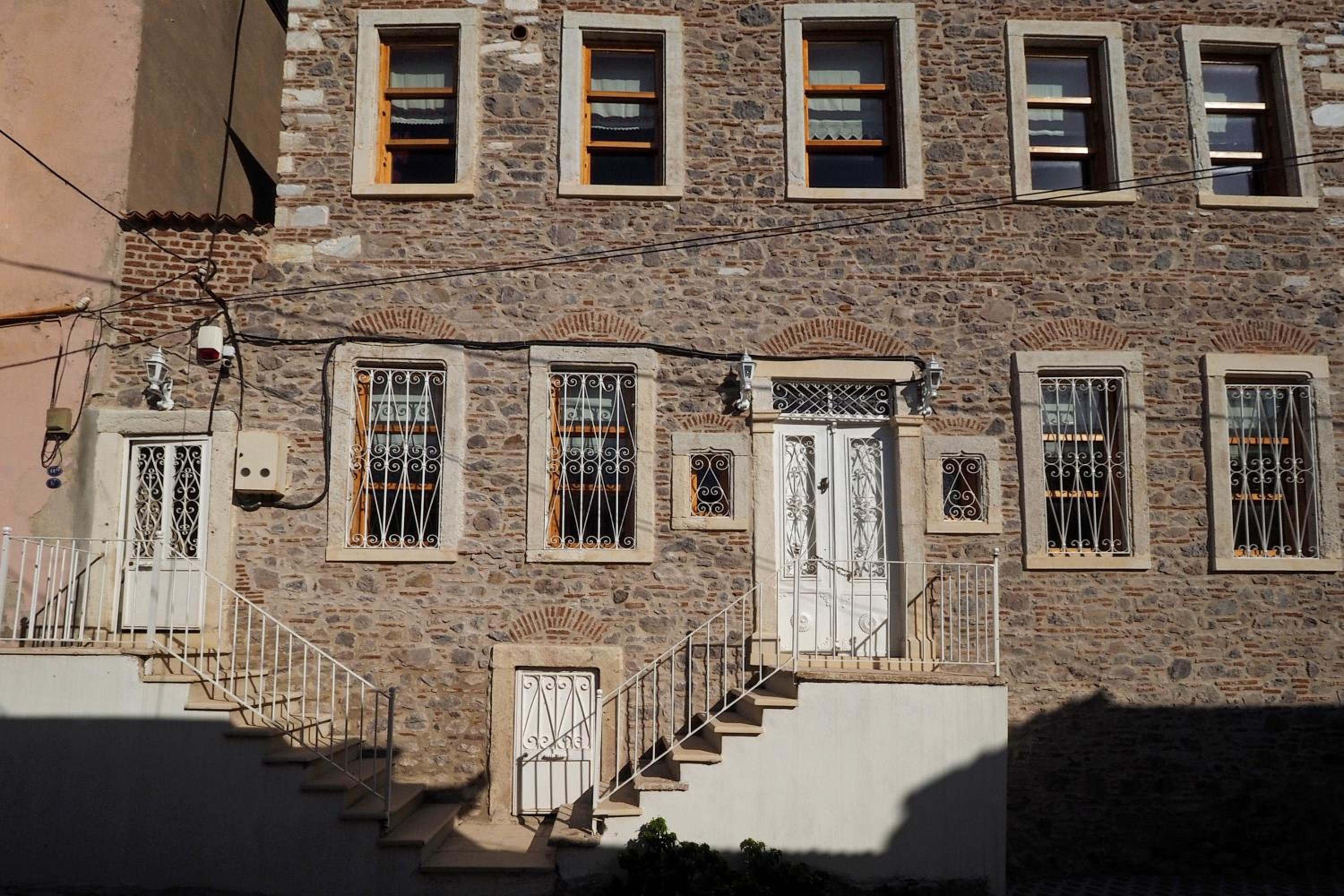 Dutlu Konak - Image 206