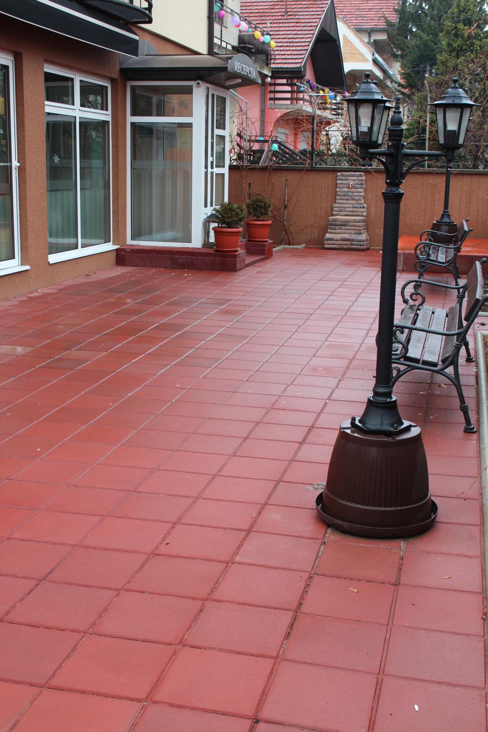 Photo 46