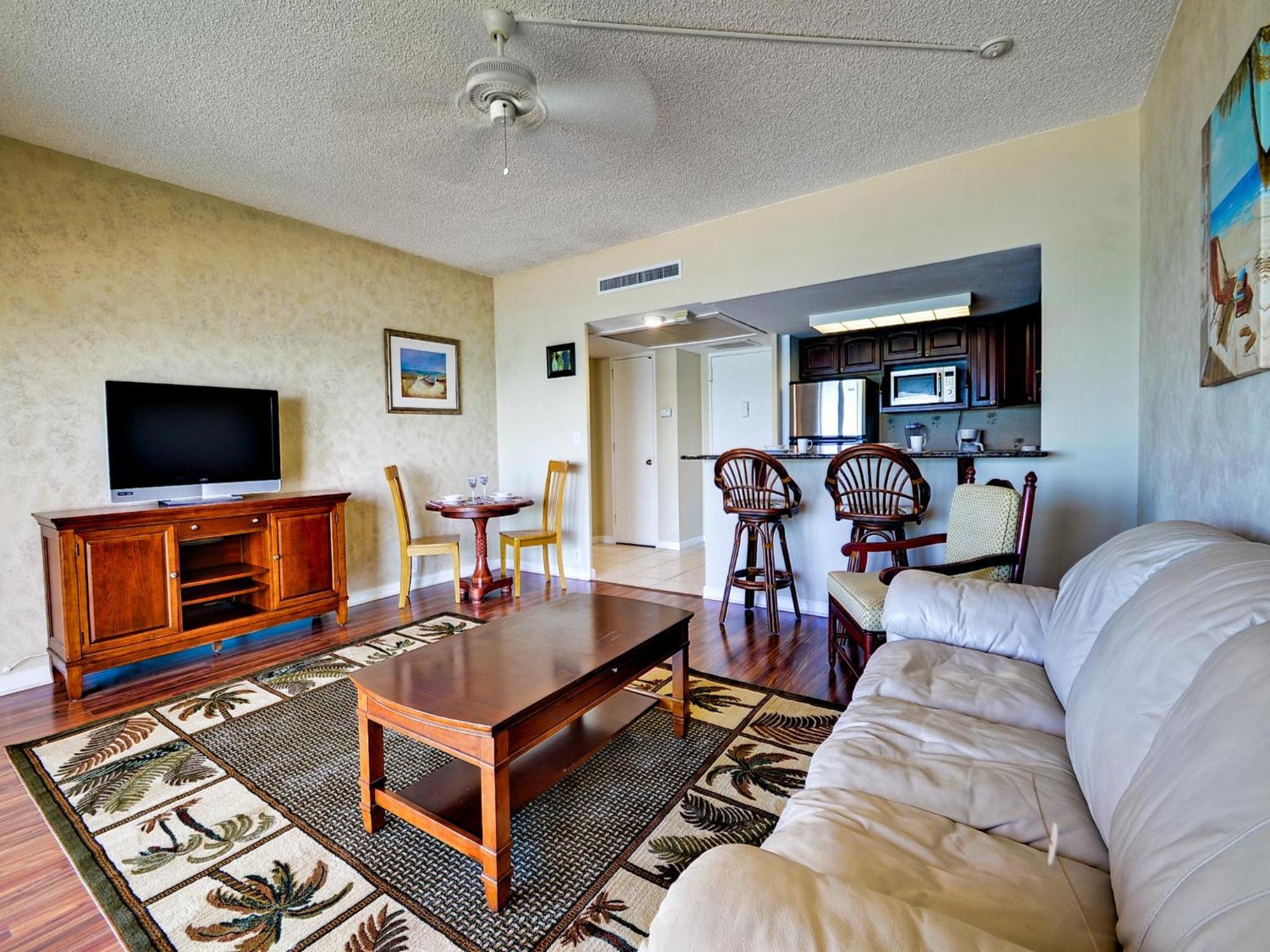 Regatta Beach Club C713 view 4