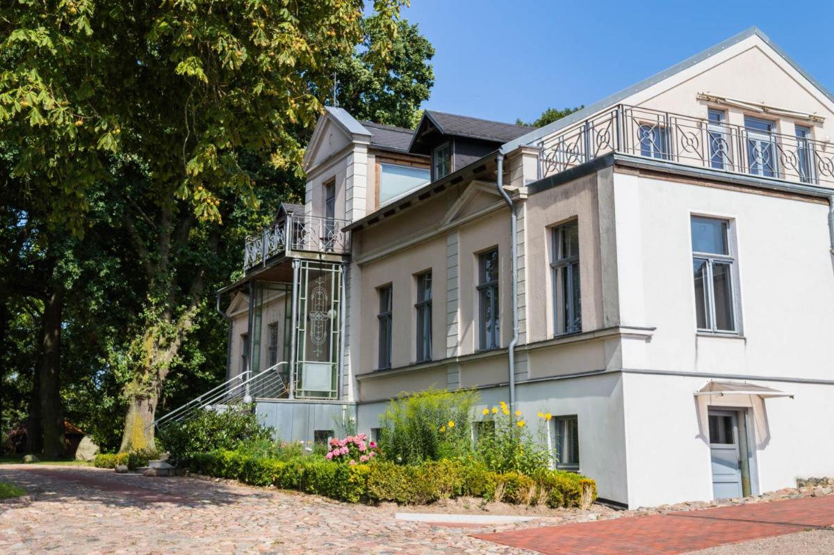 Gutshof Groß Behnkenhagen