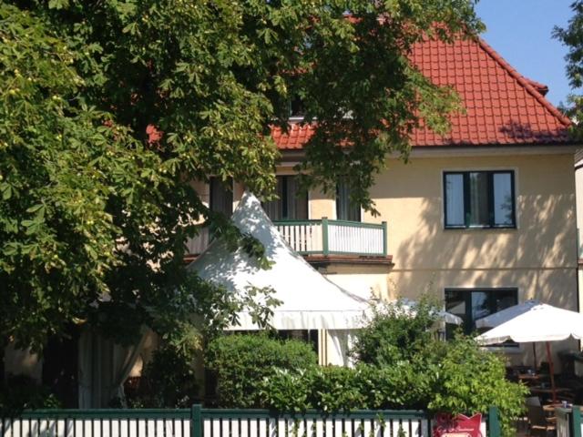 Cafe´Seestrasse